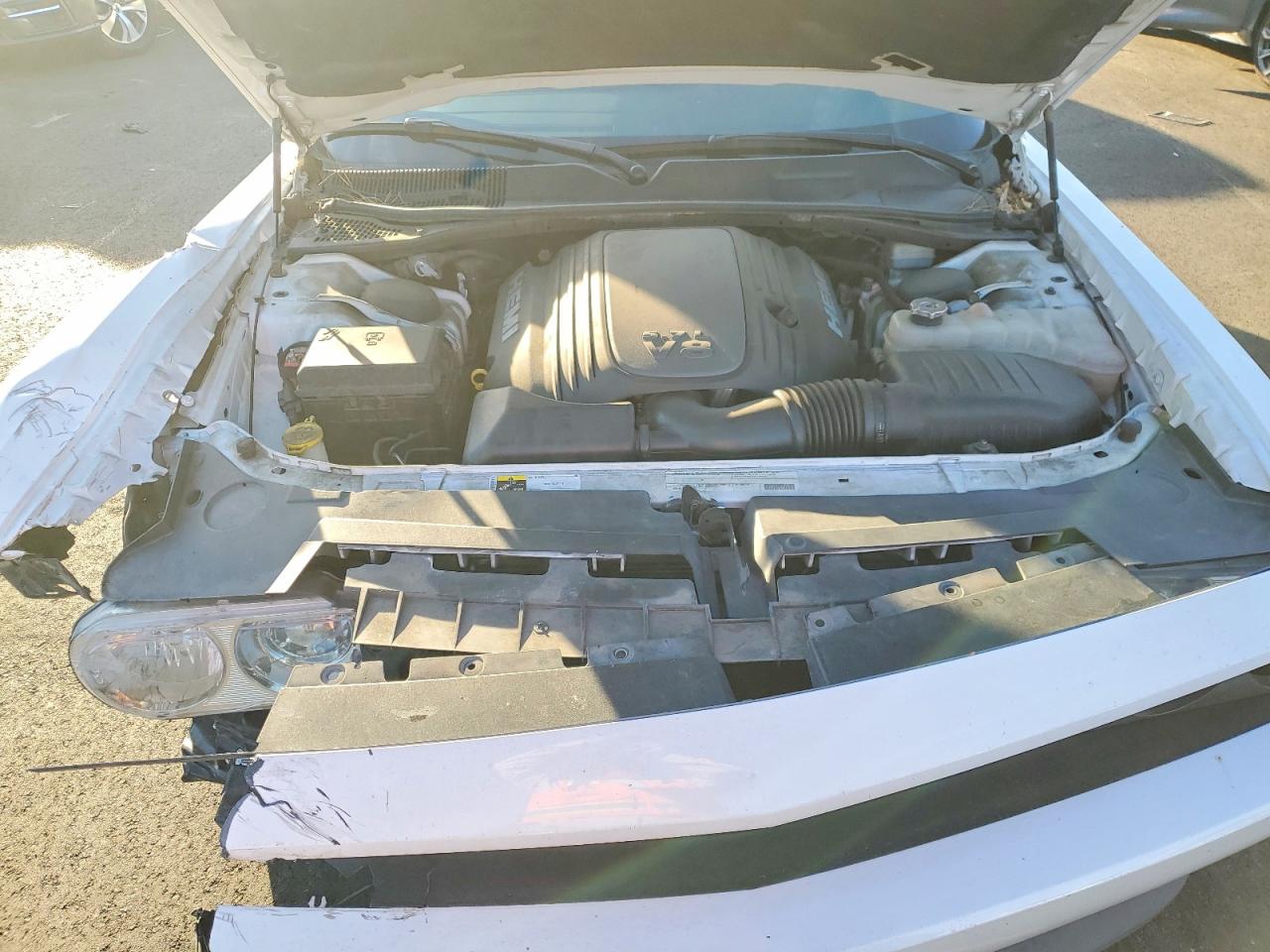2012 Dodge Challenger R White vin: 2C3CDYBT8CH280214
