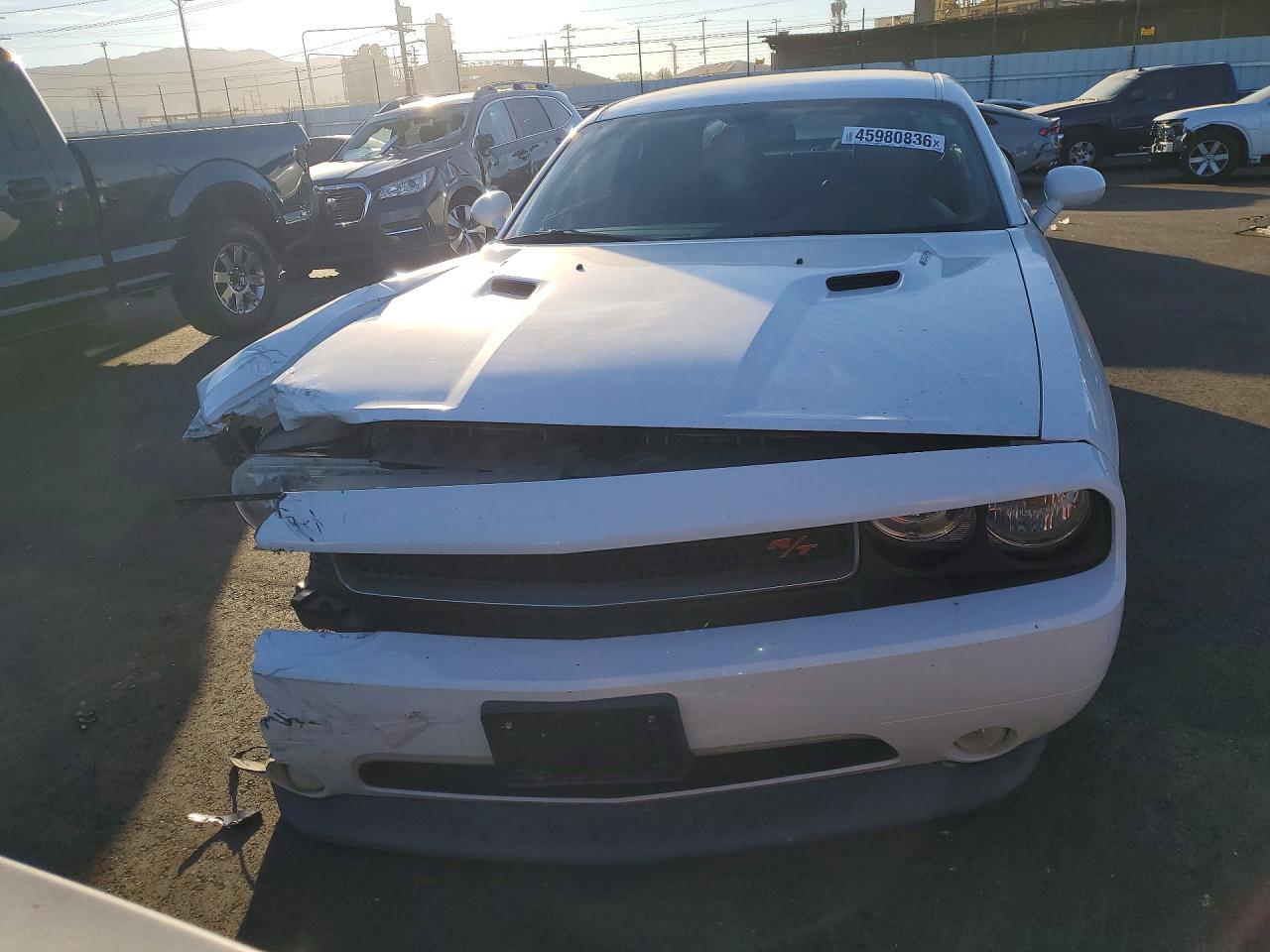 2012 Dodge Challenger R White vin: 2C3CDYBT8CH280214