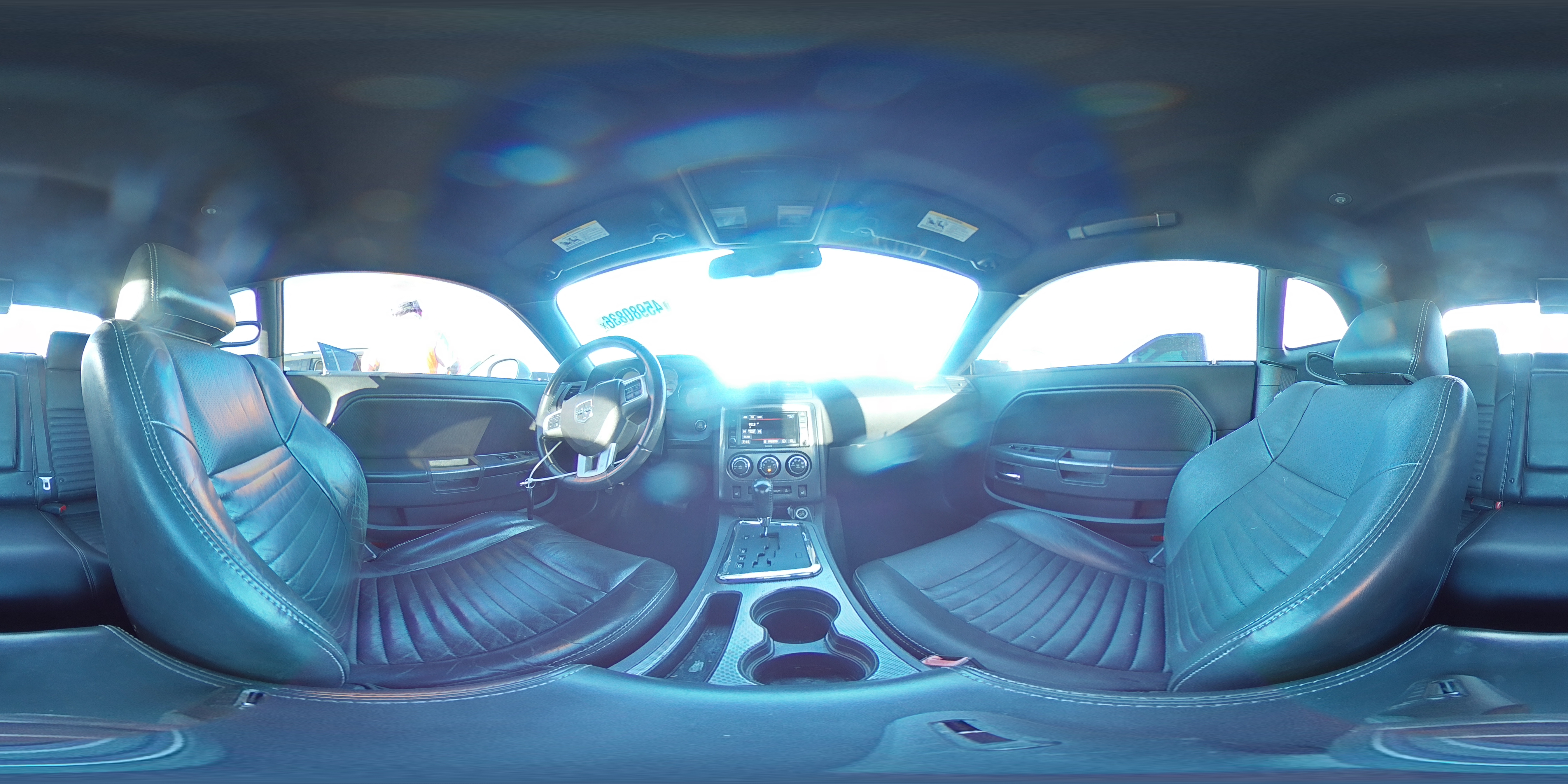 2012 Dodge Challenger R White vin: 2C3CDYBT8CH280214