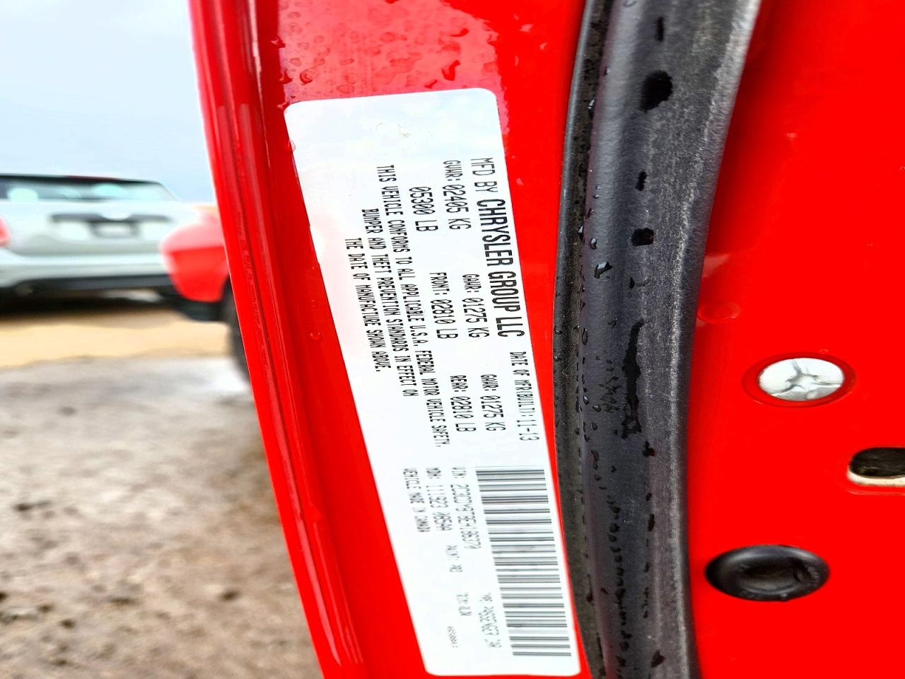 2014 Dodge Challenger R Red vin: 2C3CDYBT8EH186370