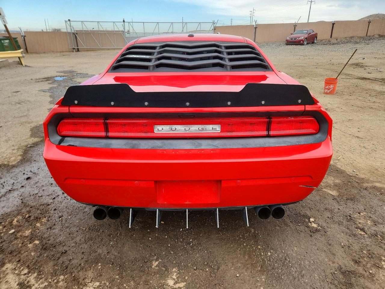 2014 Dodge Challenger R Red vin: 2C3CDYBT8EH186370