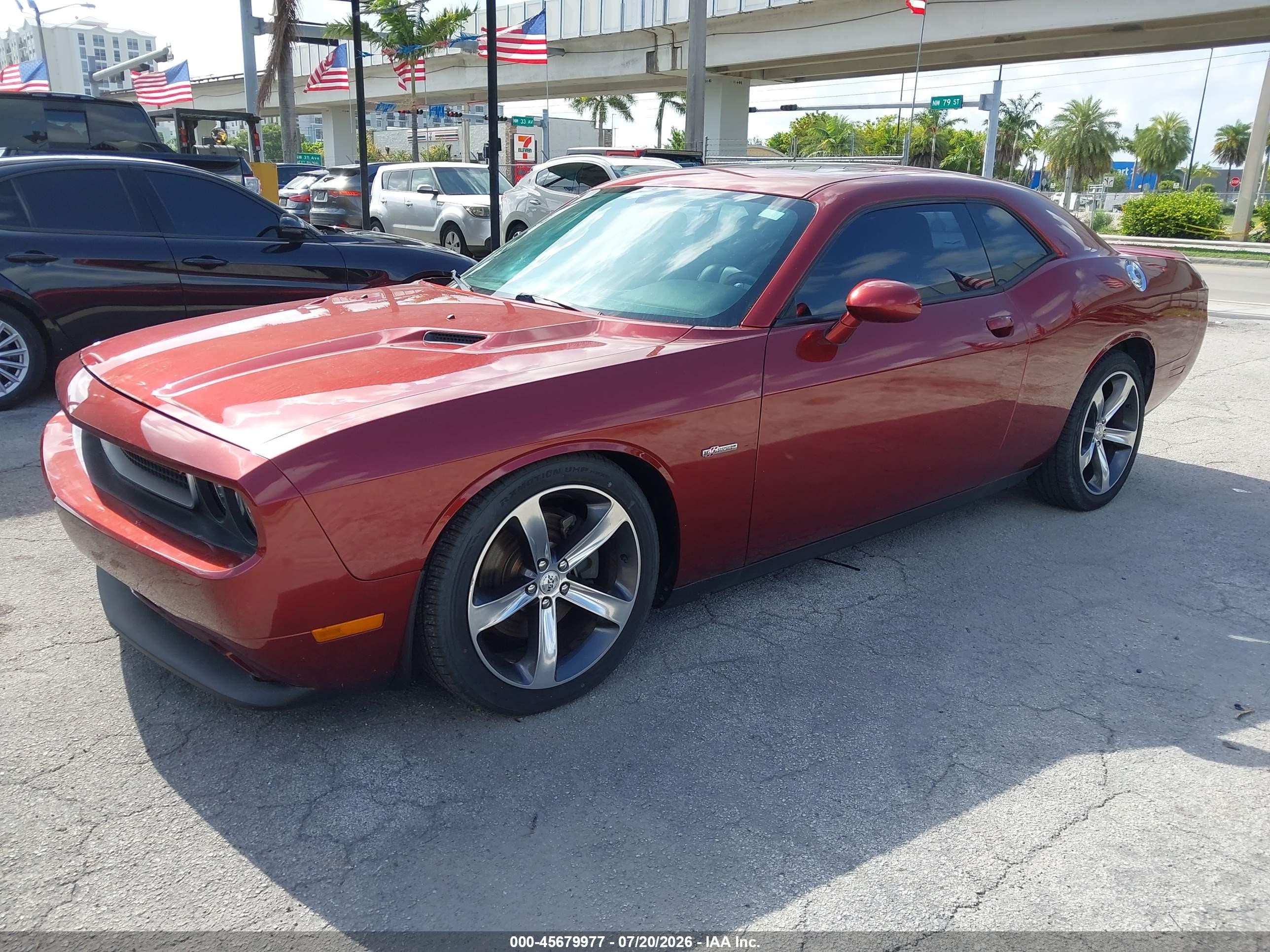 2014 Dodge Challenger R/t 100th Anniversary Appearance Group Burgundy vin: 2C3CDYBT9EH310954