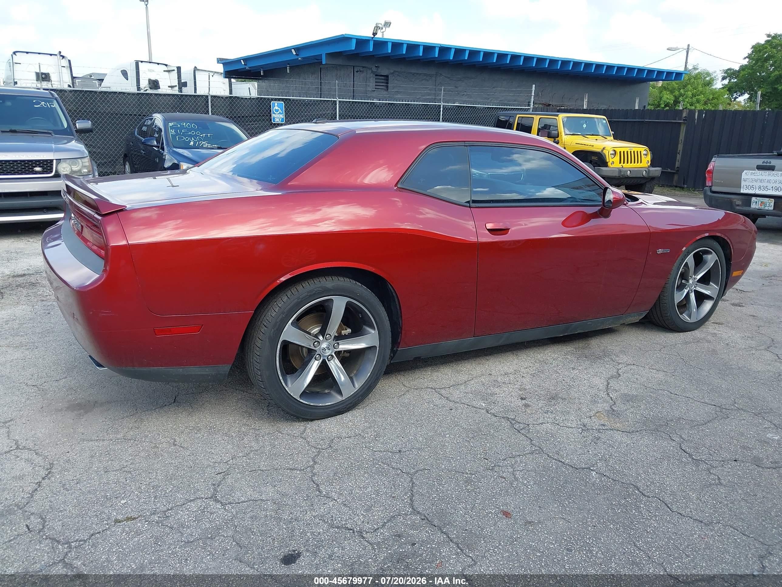 2014 Dodge Challenger R/t 100th Anniversary Appearance Group Burgundy vin: 2C3CDYBT9EH310954