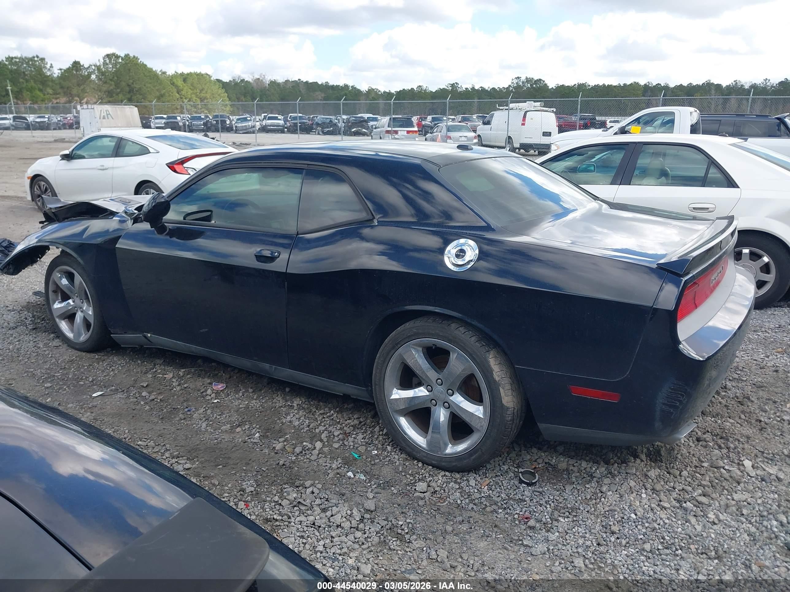 2013 Dodge Challenger R/t Plus Black vin: 2C3CDYBTXDH570147