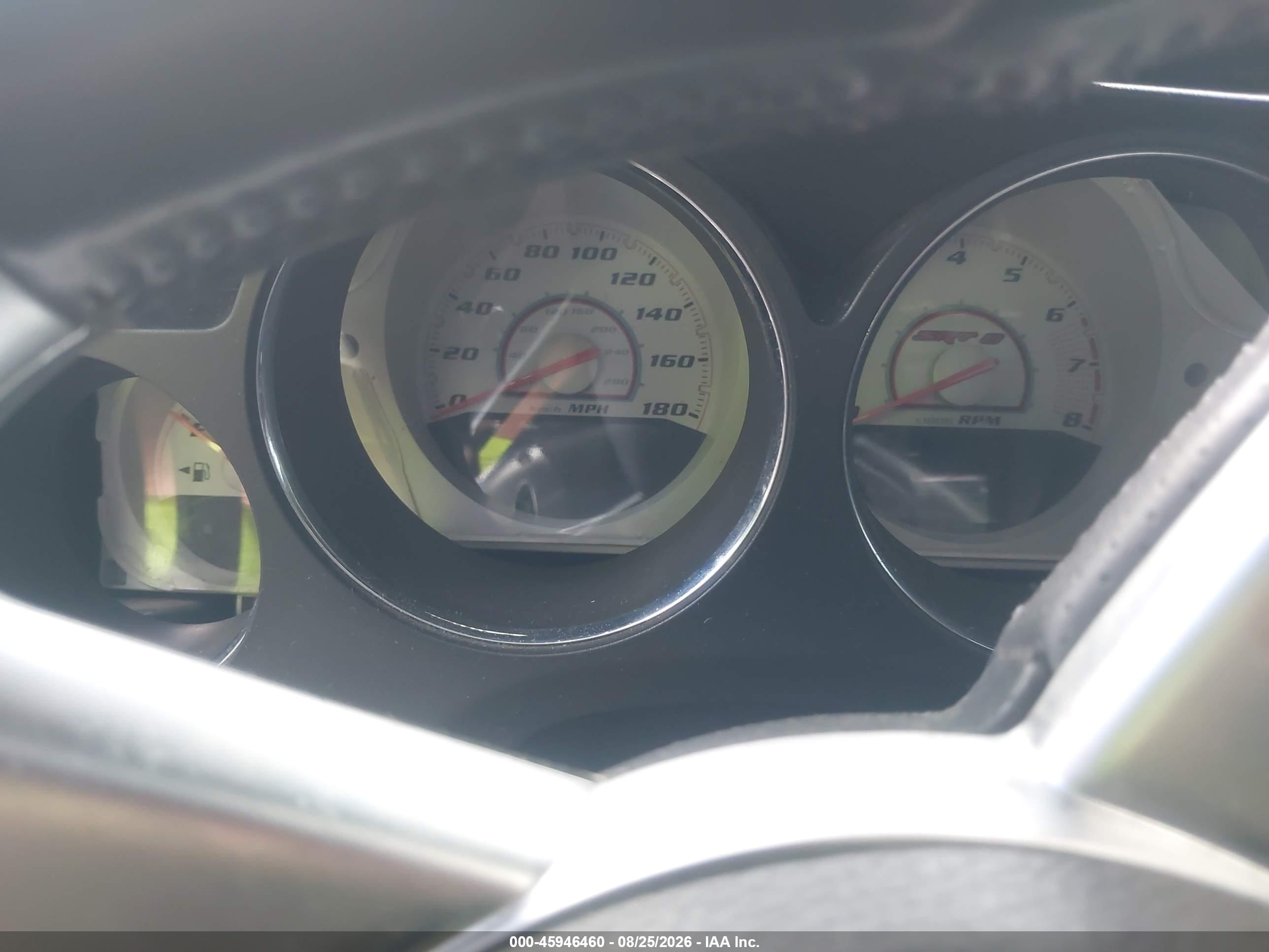 2012 Dodge Challenger Srt8 392 White vin: 2C3CDYCJ2CH118124