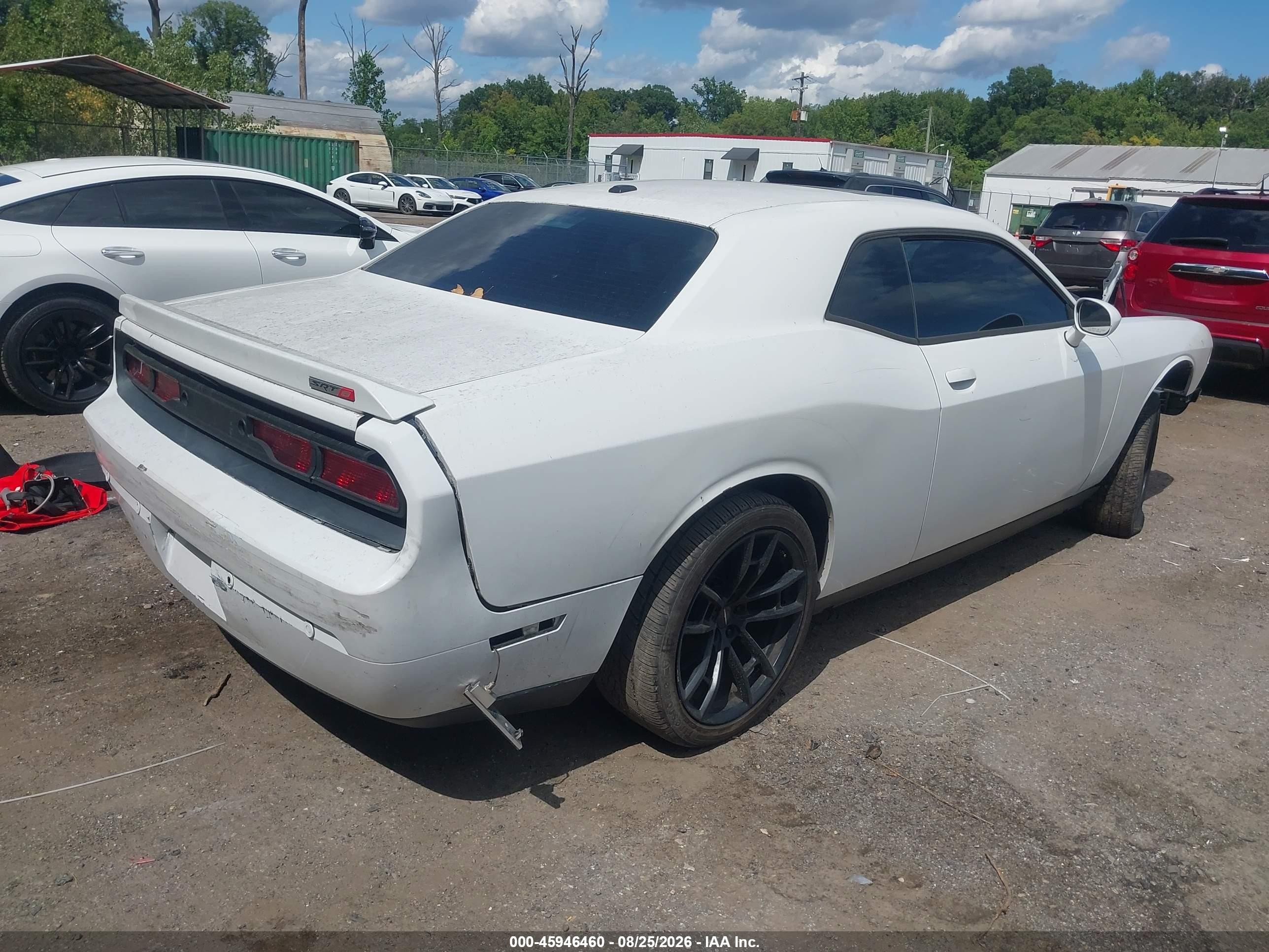 2012 Dodge Challenger Srt8 392 White vin: 2C3CDYCJ2CH118124