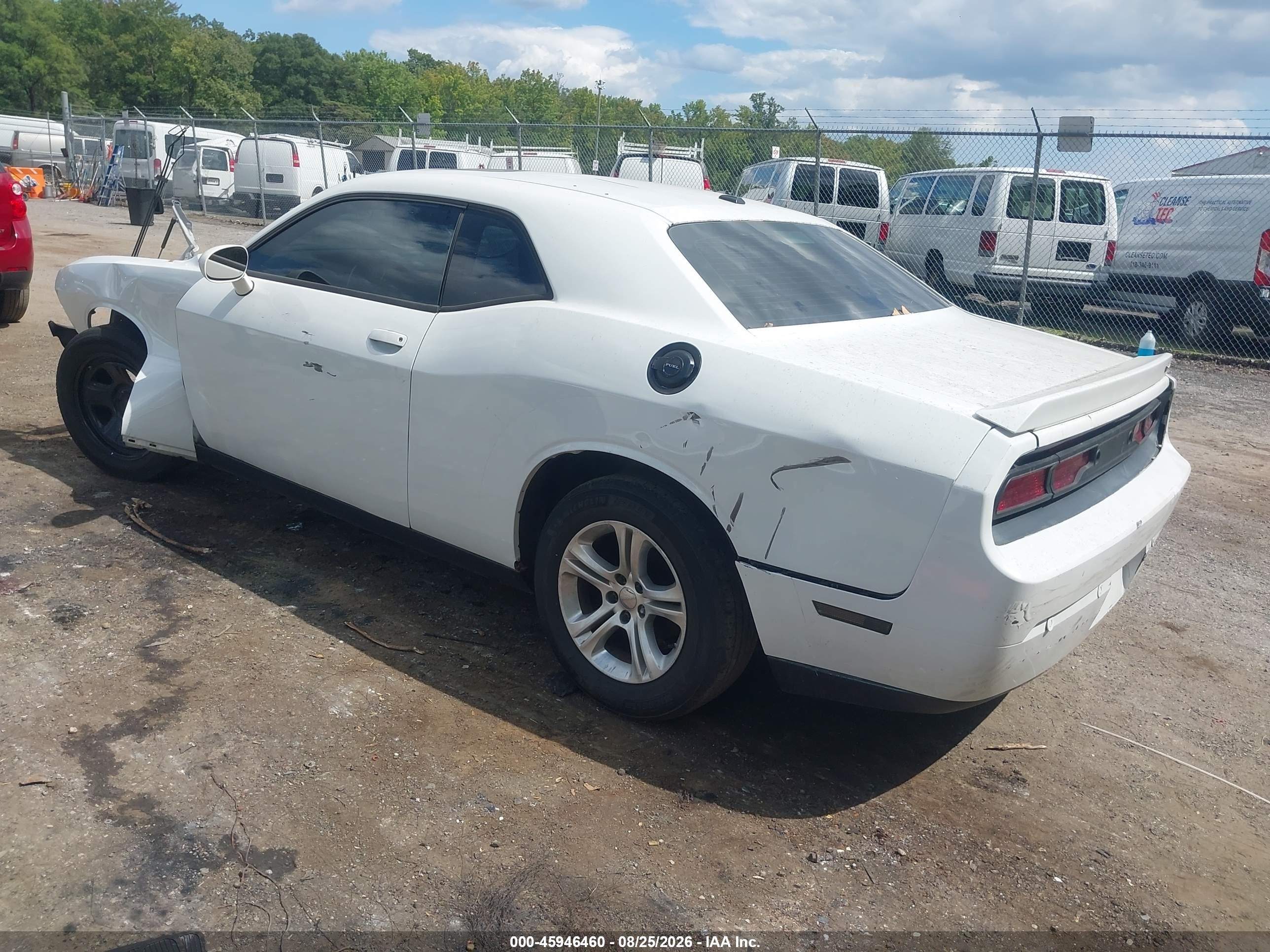 2012 Dodge Challenger Srt8 392 White vin: 2C3CDYCJ2CH118124