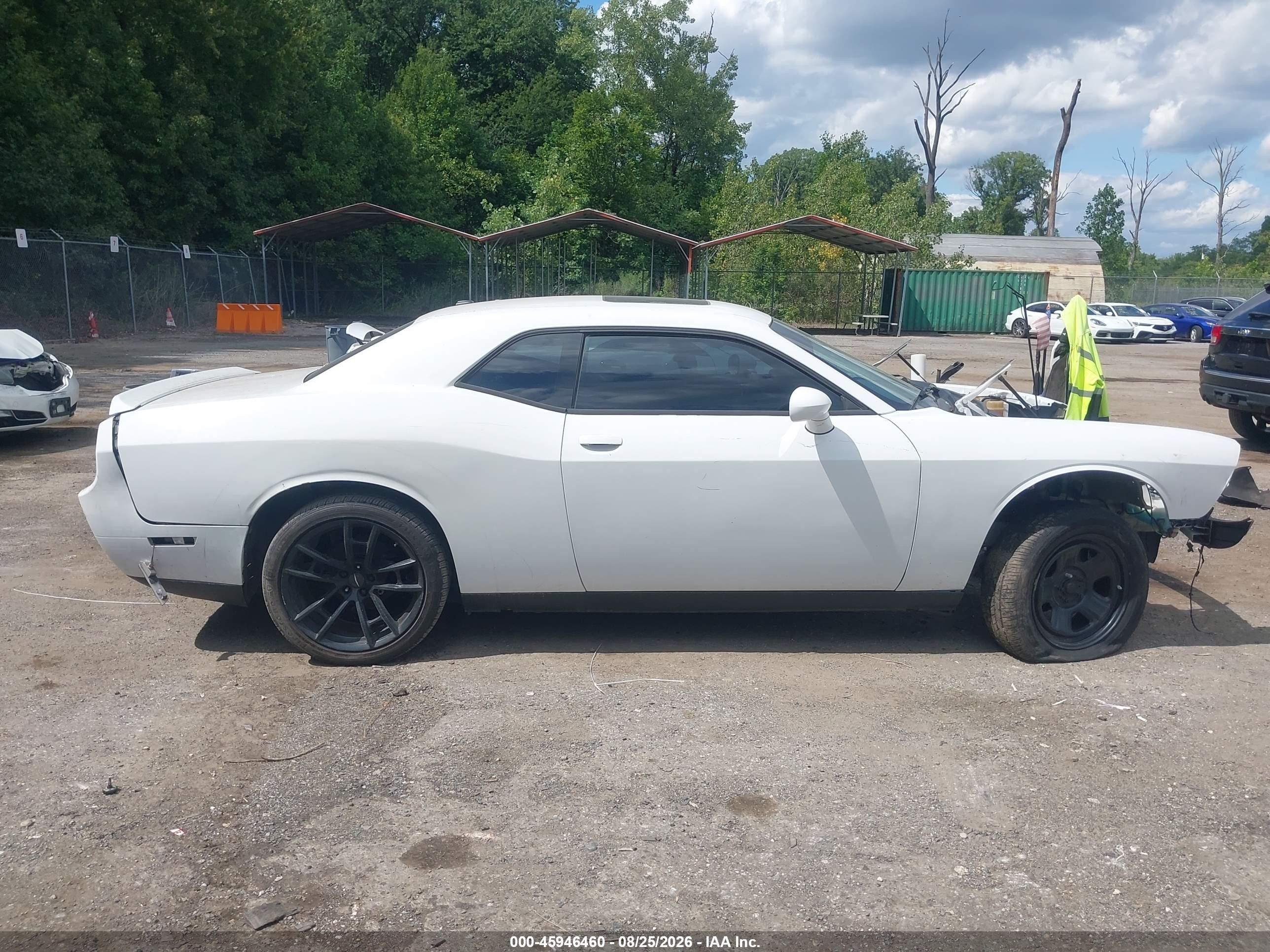2012 Dodge Challenger Srt8 392 White vin: 2C3CDYCJ2CH118124