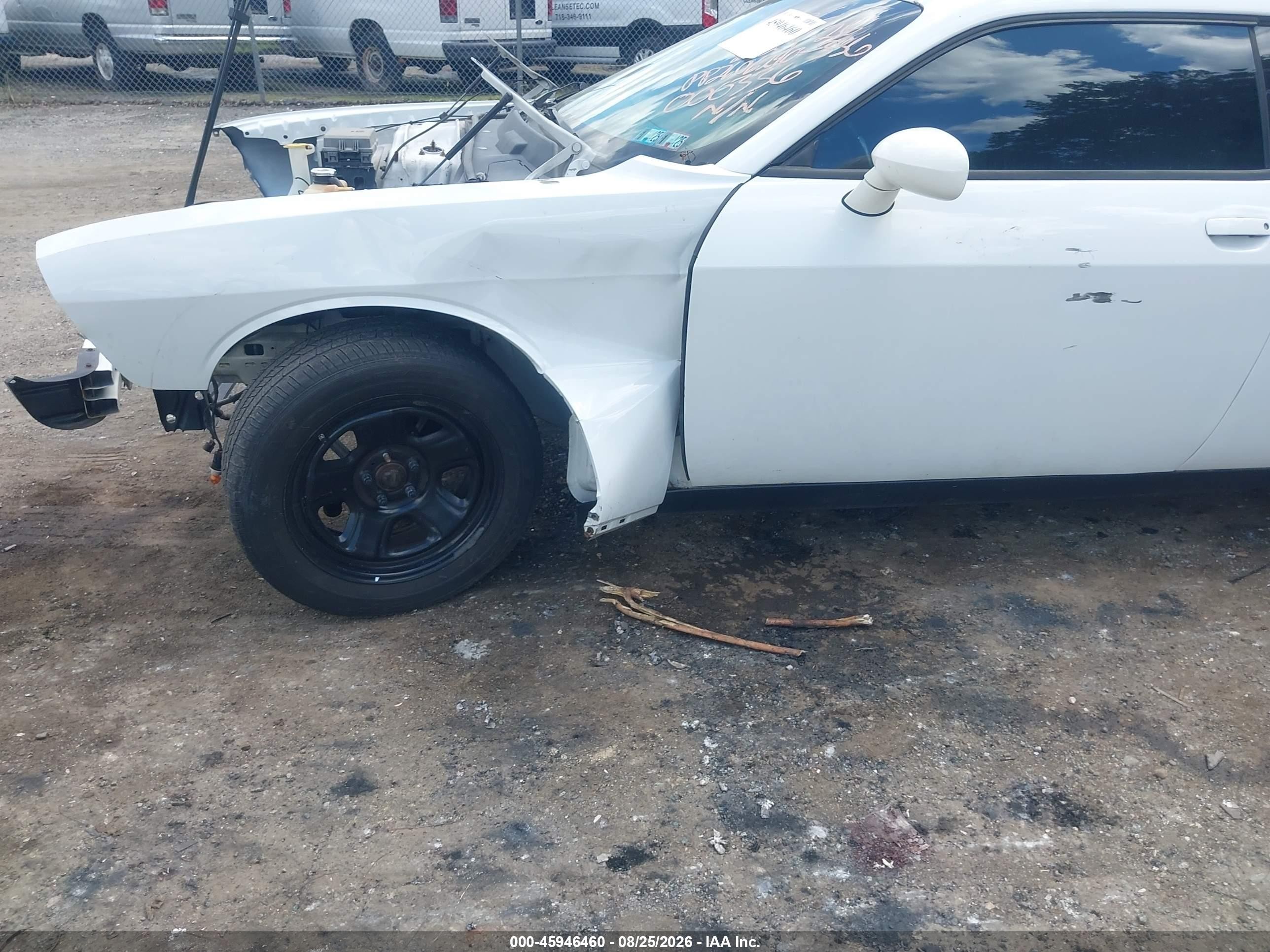 2012 Dodge Challenger Srt8 392 White vin: 2C3CDYCJ2CH118124