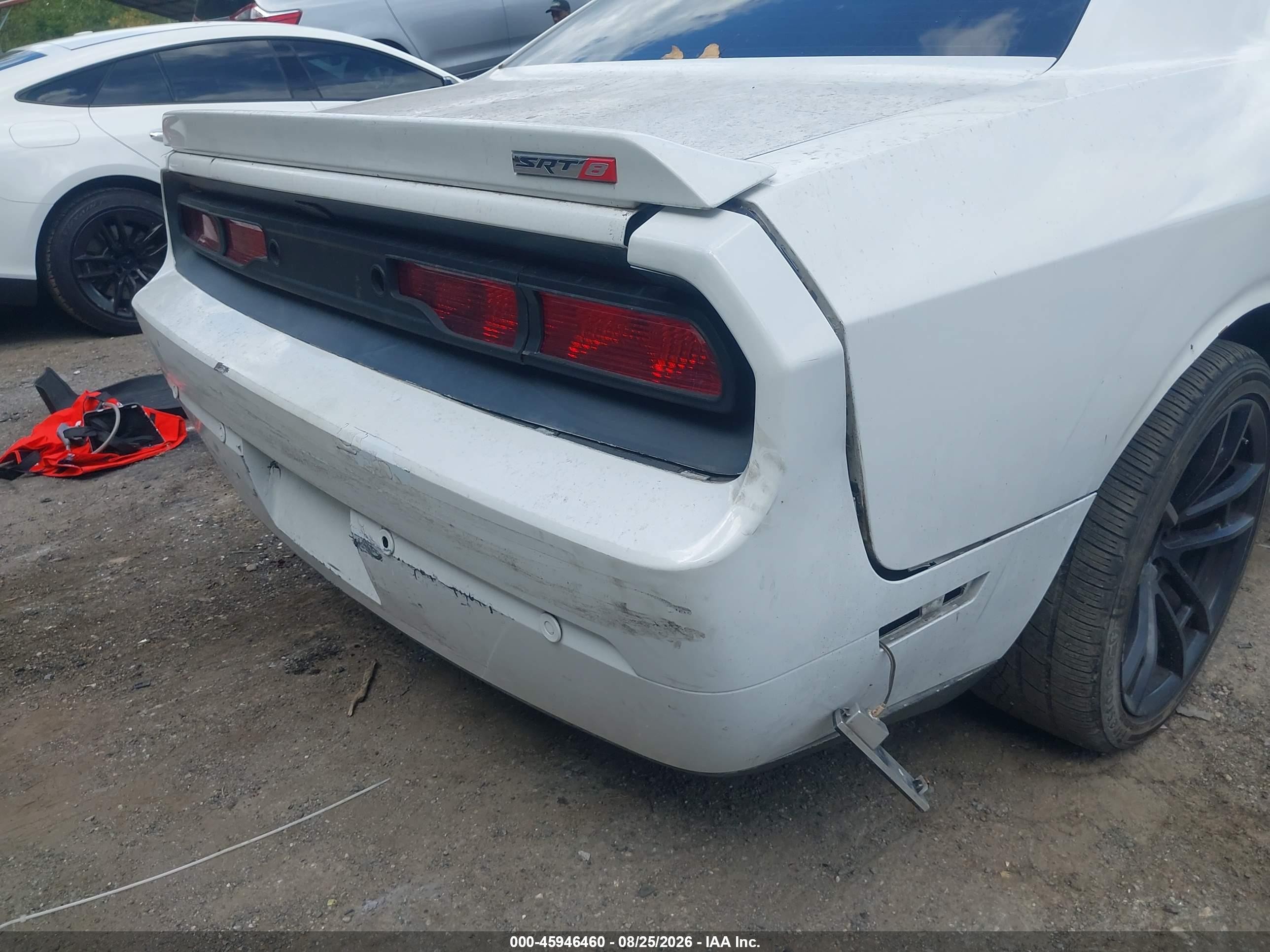 2012 Dodge Challenger Srt8 392 White vin: 2C3CDYCJ2CH118124