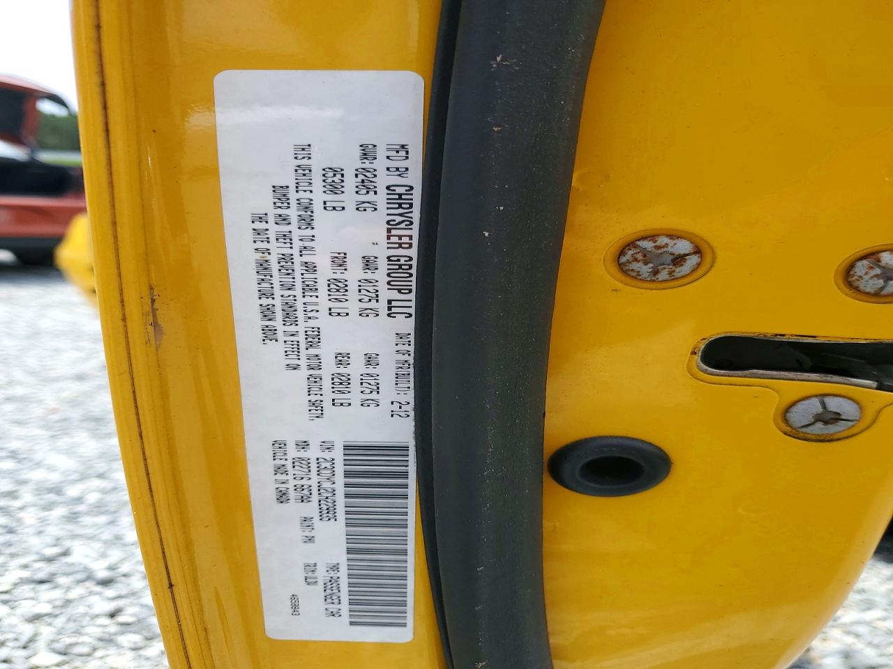 2012 Dodge Challenger Srt-8 Yellow vin: 2C3CDYCJ2CH229935