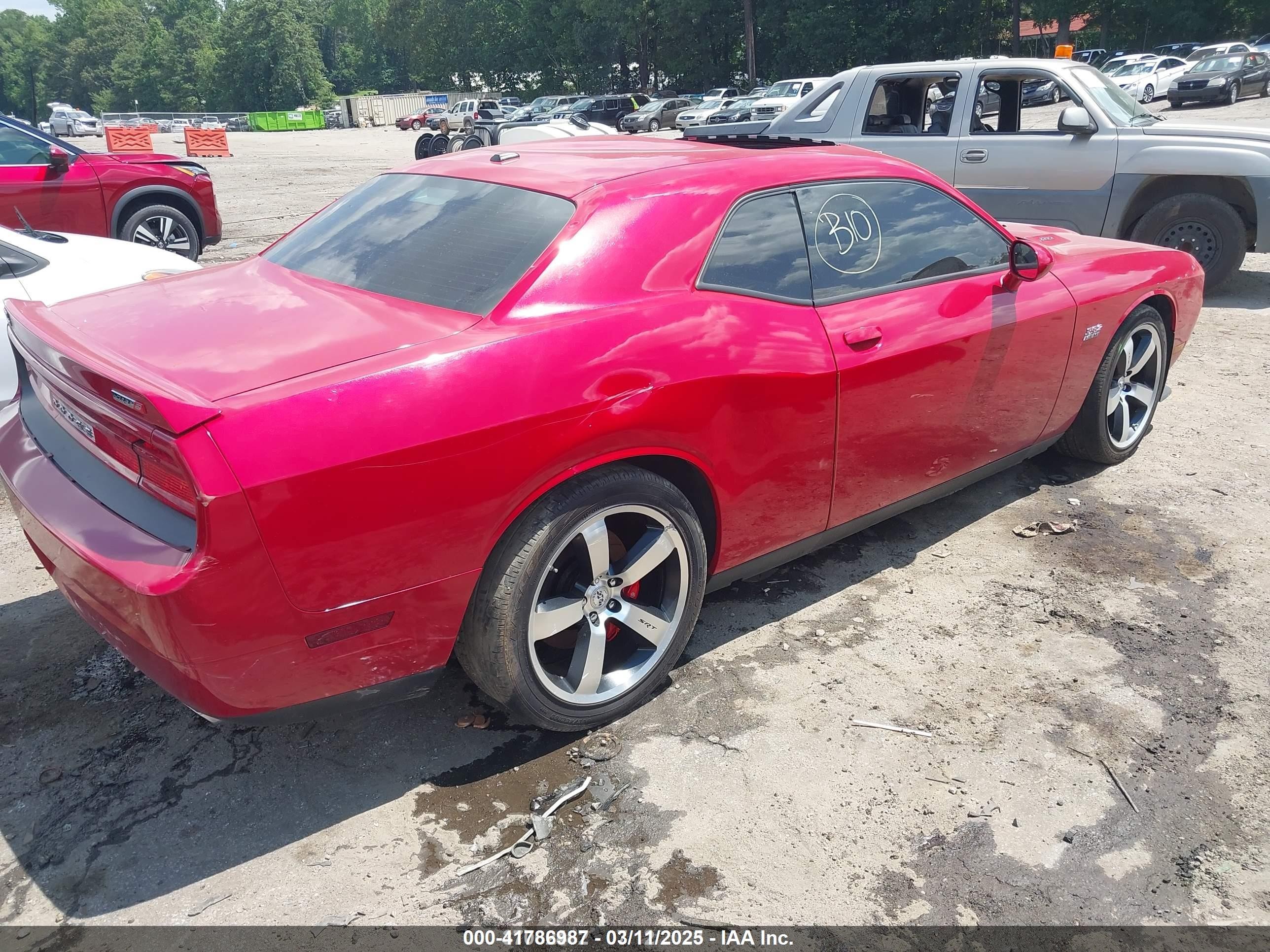 2012 Dodge Challenger Srt8 392 Красный vin: 2C3CDYCJ3CH117922