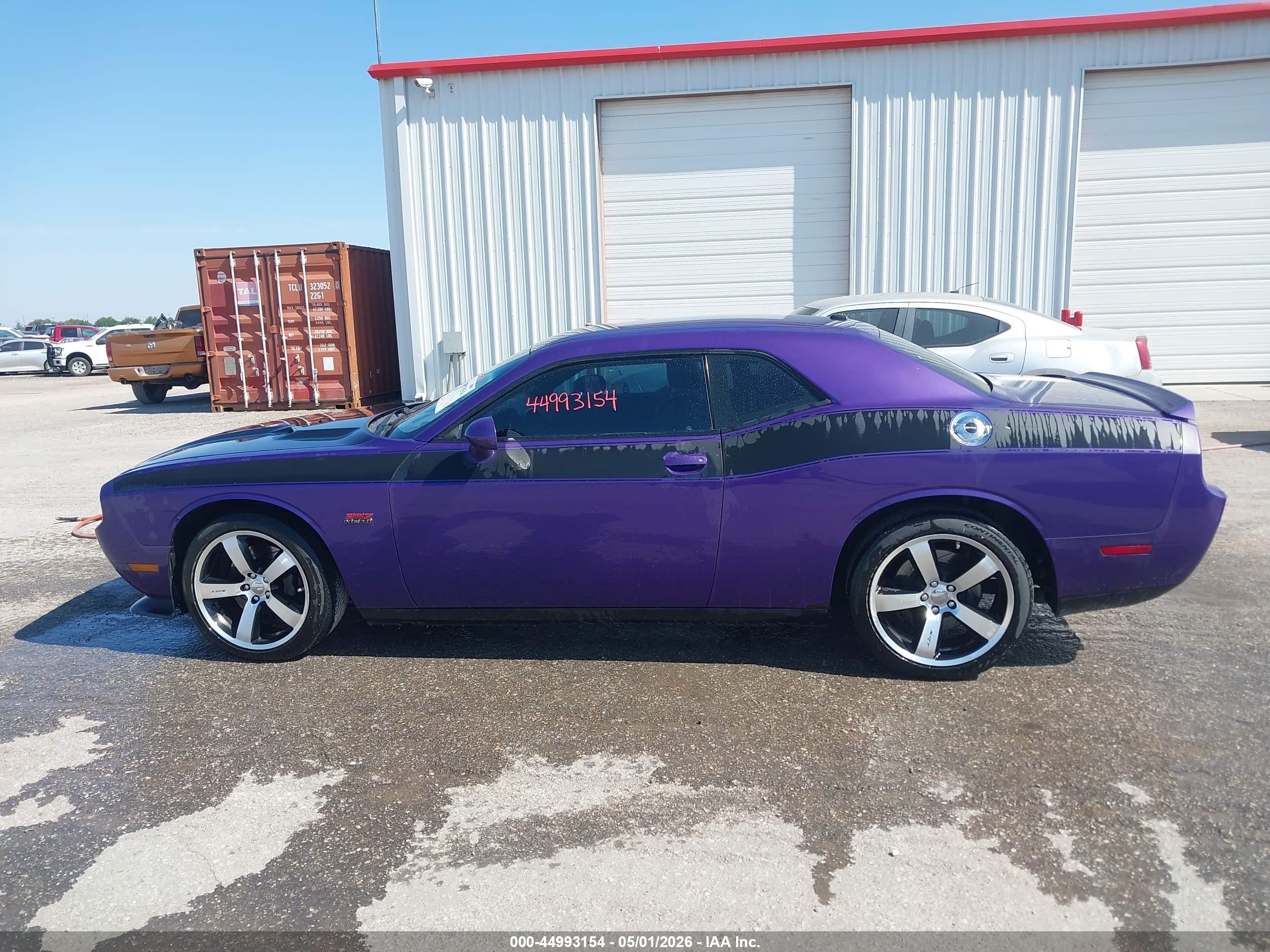 2013 Dodge Challenger Srt8 Фиолетовый vin: 2C3CDYCJ4DH672492