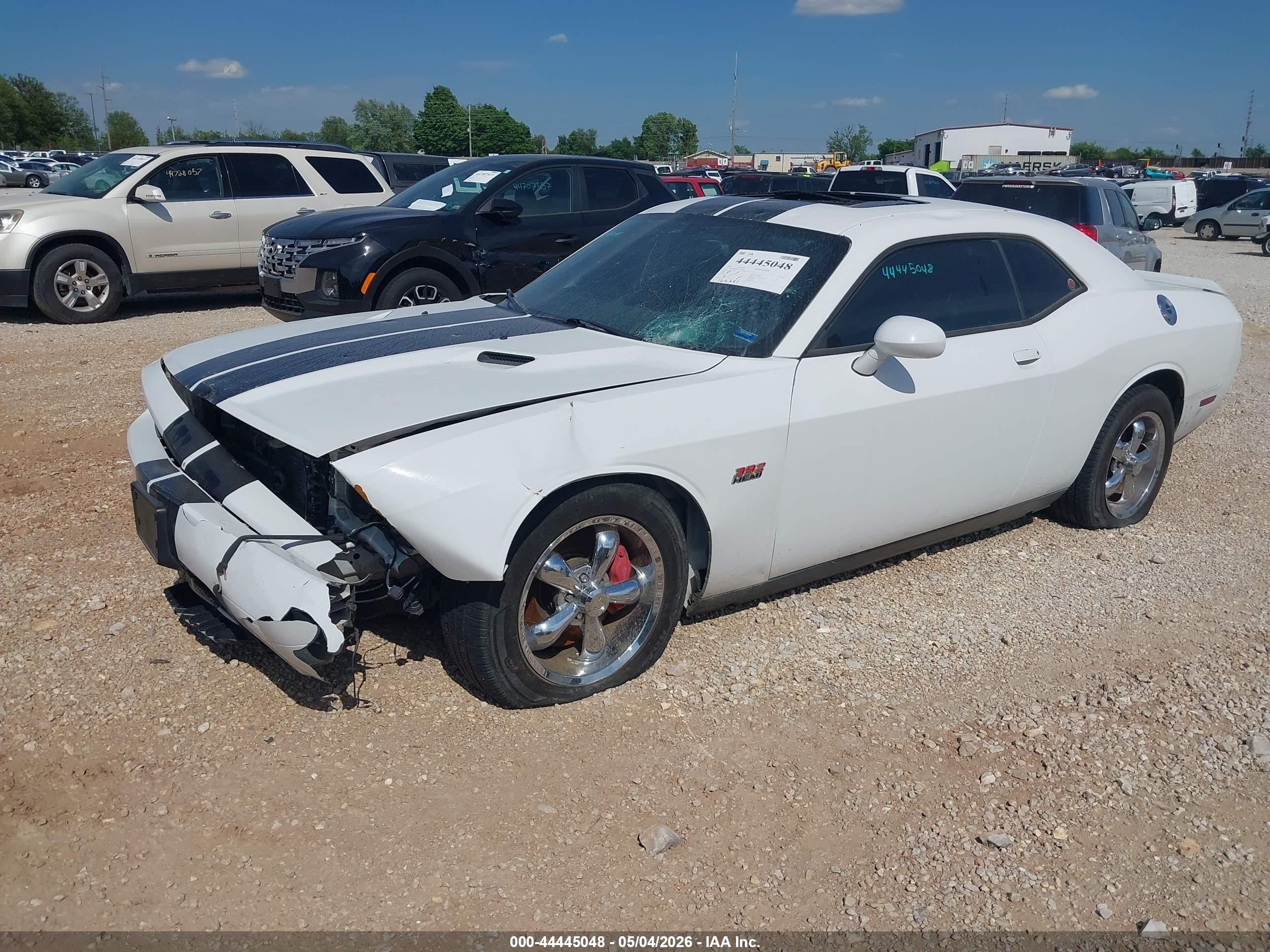 2014 Dodge Challenger Srt8 Белый vin: 2C3CDYCJ8EH106949