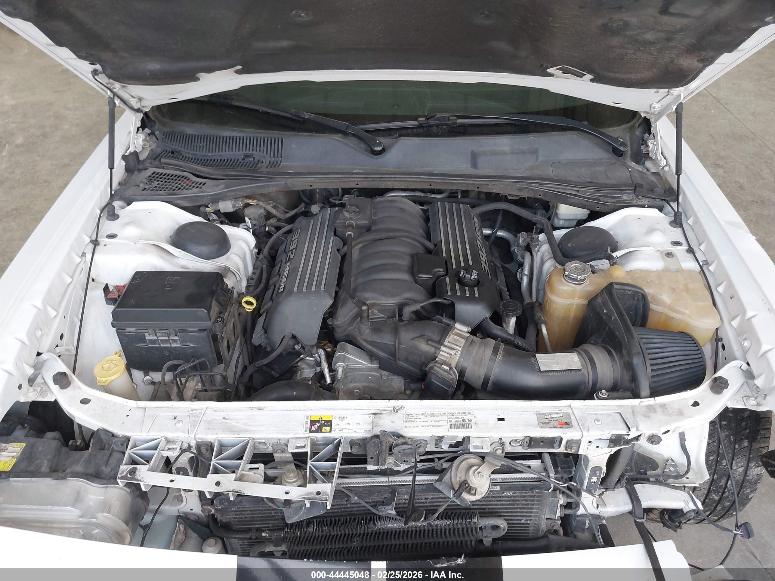 2014 Dodge Challenger Srt8 Белый vin: 2C3CDYCJ8EH106949