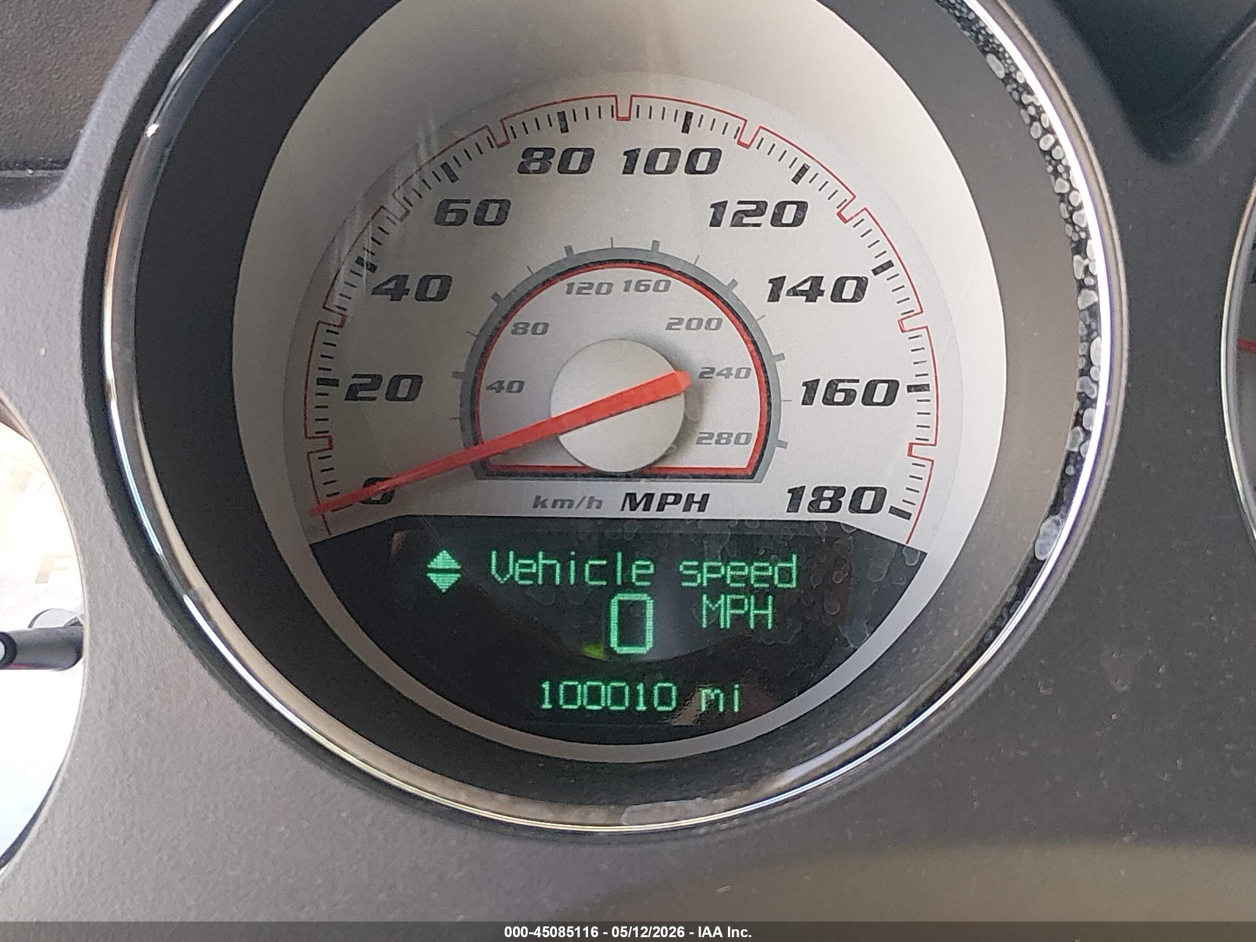 2014 Dodge Challenger Srt8 Silver vin: 2C3CDYCJXEH158535