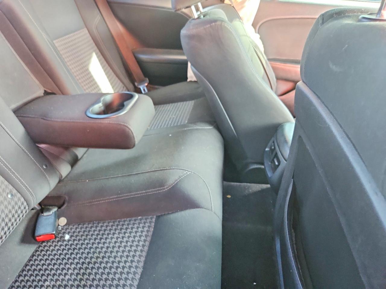 2015 Dodge Challenger Sxt Silver vin: 2C3CDZAG0FH743980
