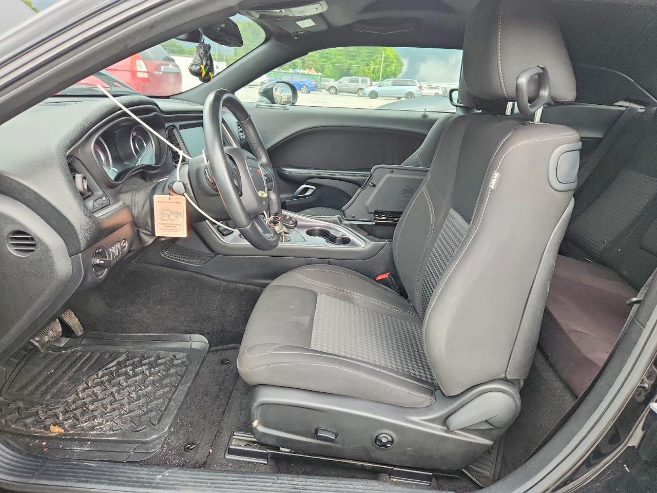 2015 Dodge Challenger Sxt Black vin: 2C3CDZAG1FH700863