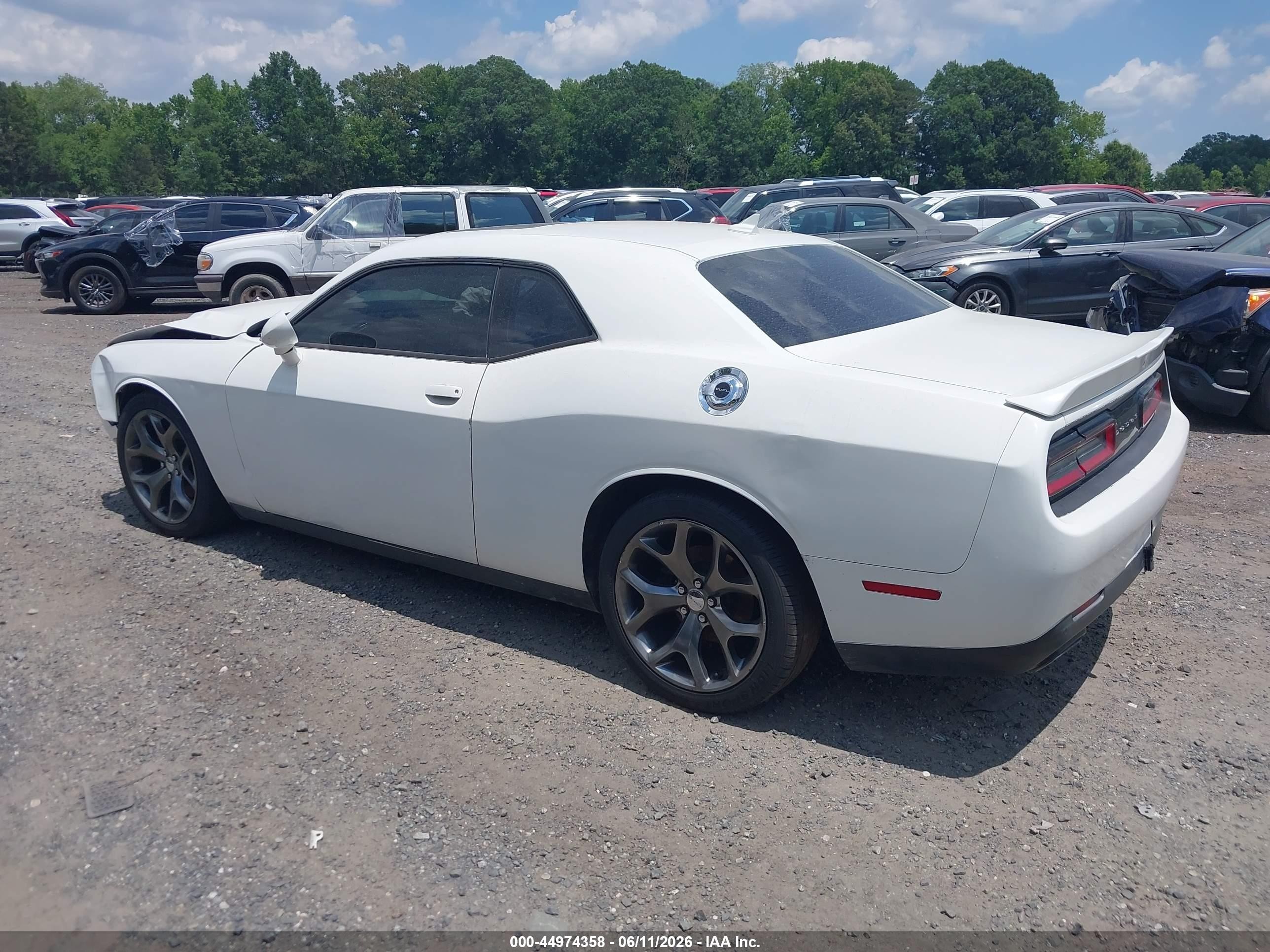 2015 Dodge Challenger Sxt White vin: 2C3CDZAG1FH702063