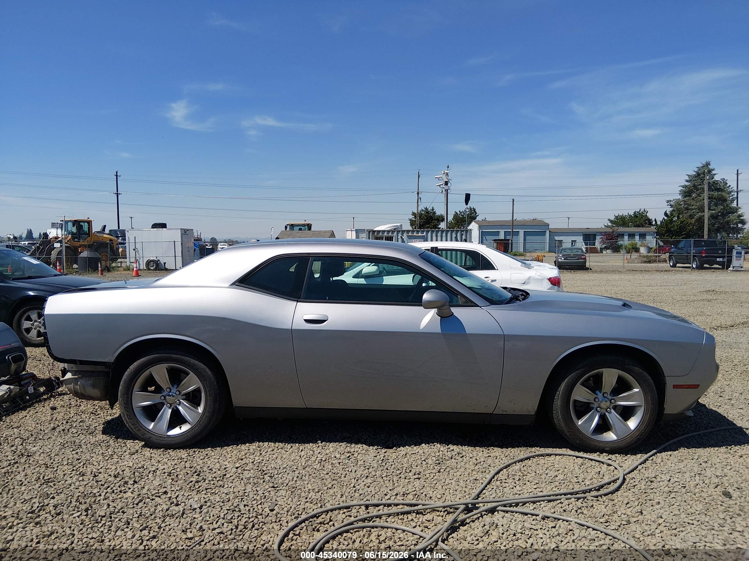 2015 Dodge Challenger Sxt Серебряный vin: 2C3CDZAG1FH722670