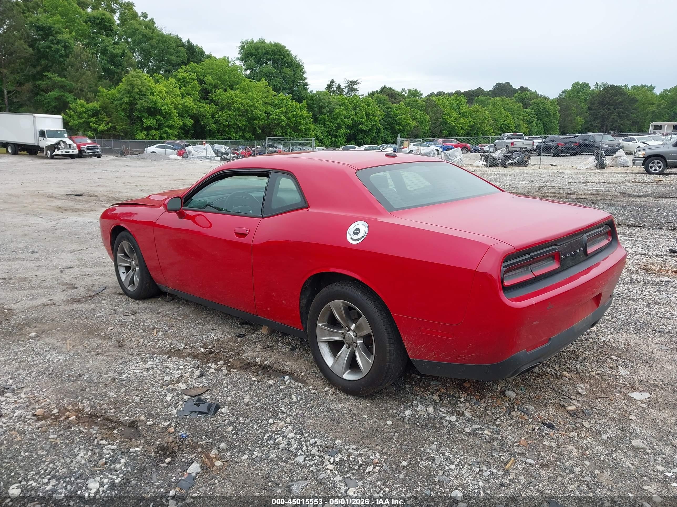 2015 Dodge Challenger Sxt Red vin: 2C3CDZAG1FH728095