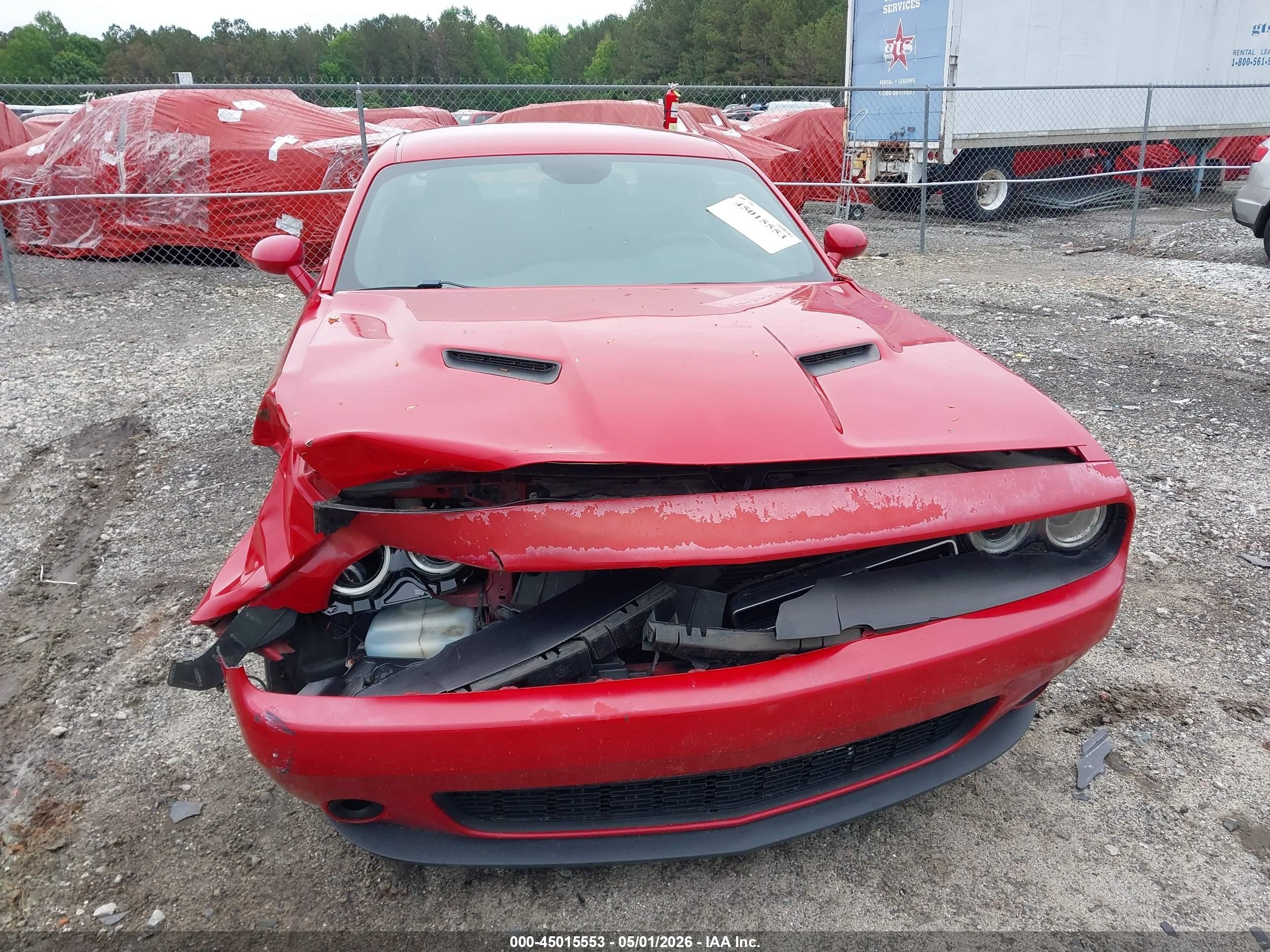 2015 Dodge Challenger Sxt Red vin: 2C3CDZAG1FH728095