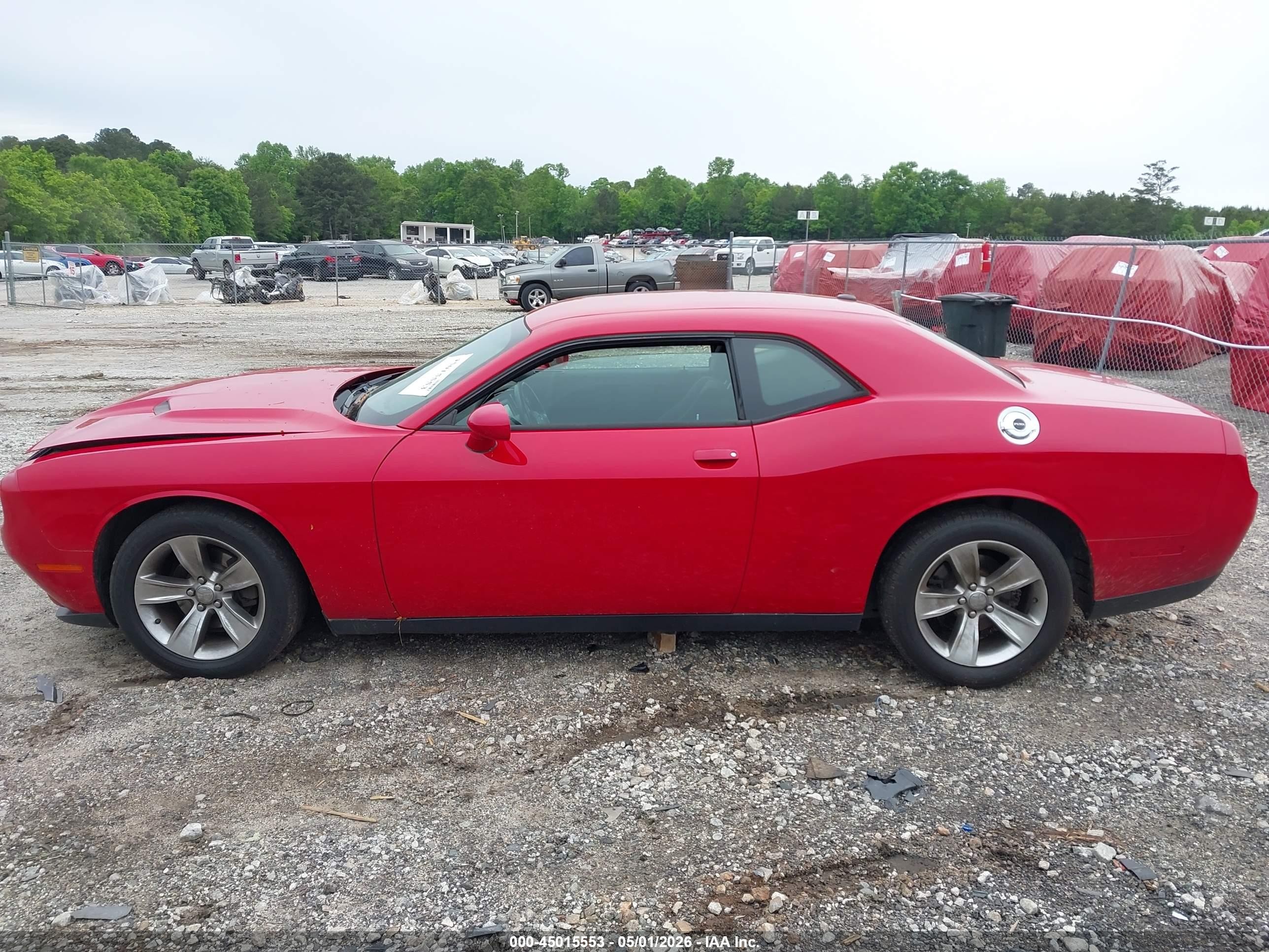 2015 Dodge Challenger Sxt Red vin: 2C3CDZAG1FH728095