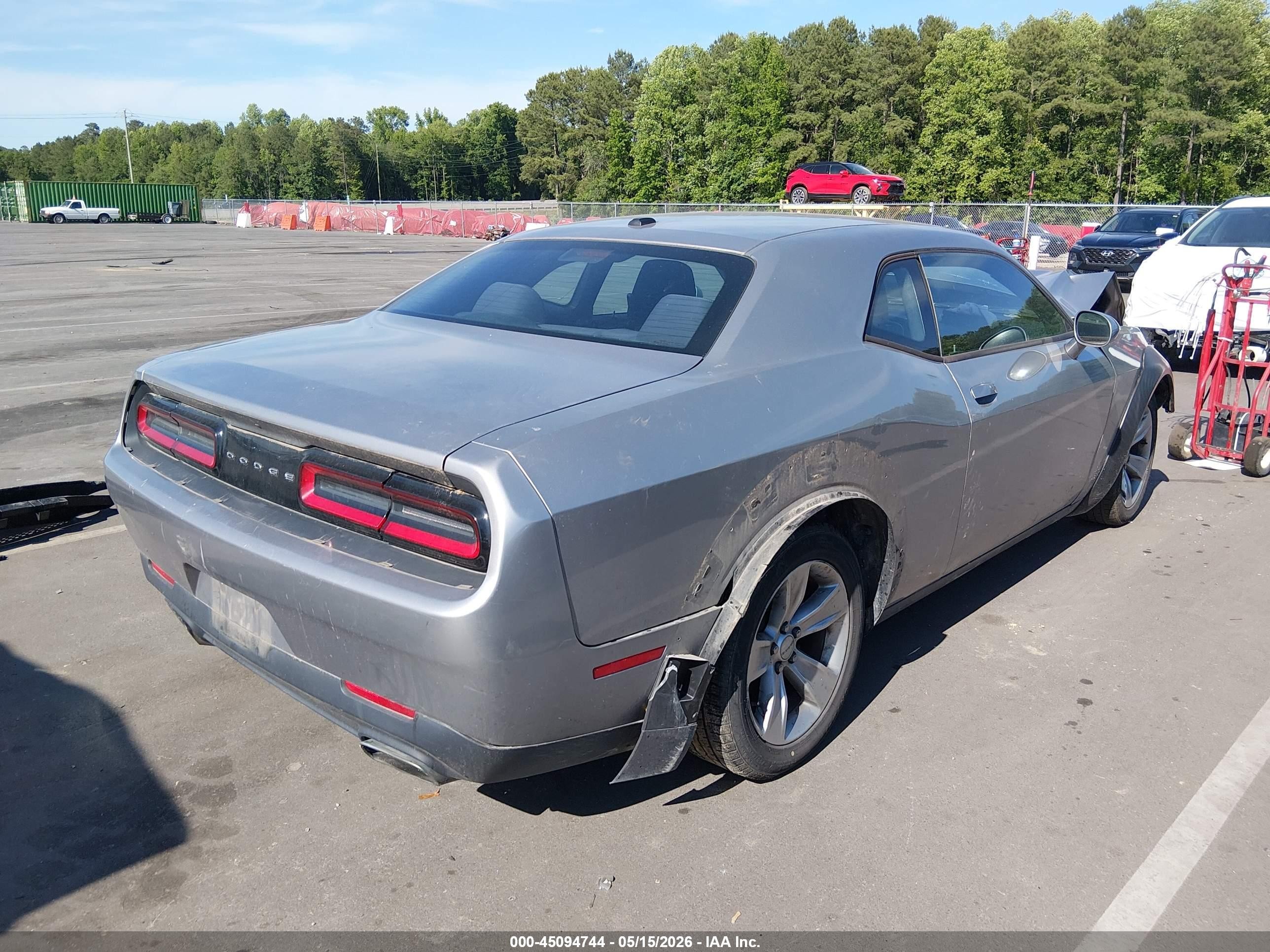 2015 Dodge Challenger Sxt Silver vin: 2C3CDZAG1FH855171