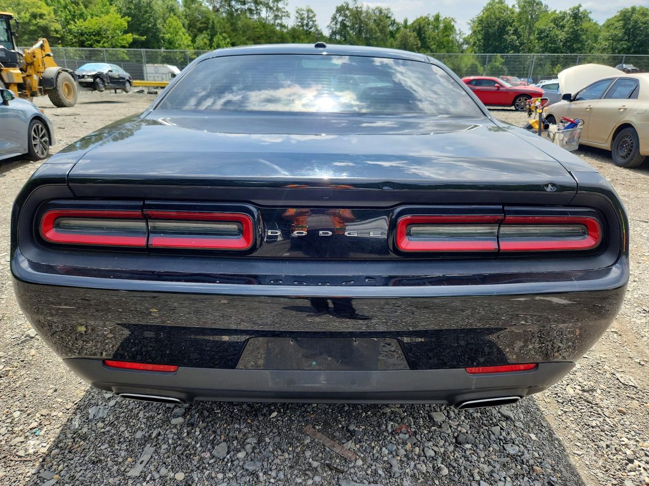 2015 Dodge Challenger Sxt Black vin: 2C3CDZAG1FH873444