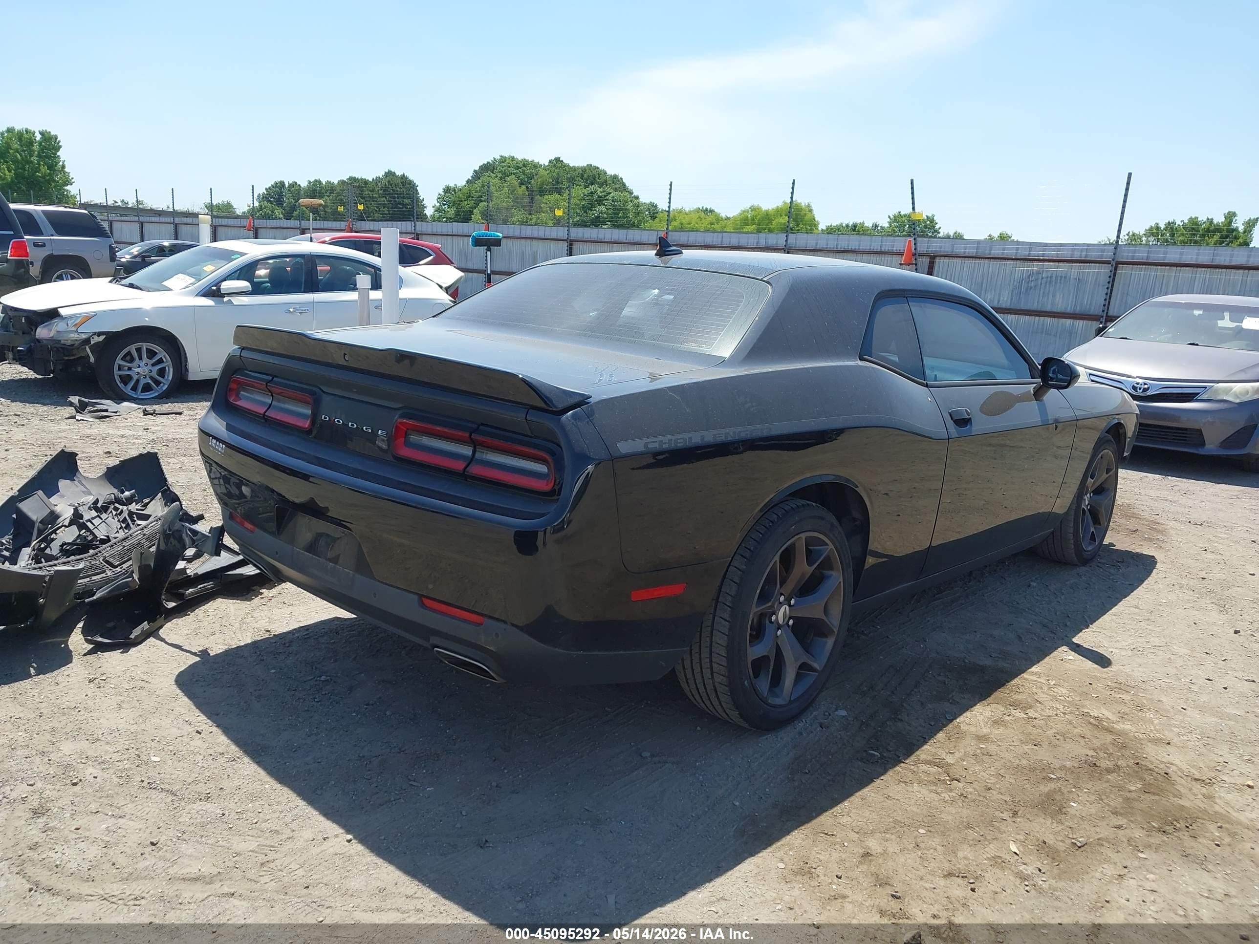 2018 Dodge Challenger Sxt Plus Black vin: 2C3CDZAG1JH131909
