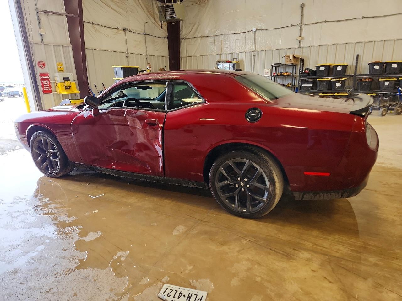 2021 Dodge Challenger Sxt Burgundy vin: 2C3CDZAG1MH560598