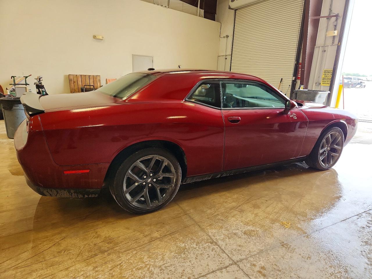 2021 Dodge Challenger Sxt Burgundy vin: 2C3CDZAG1MH560598