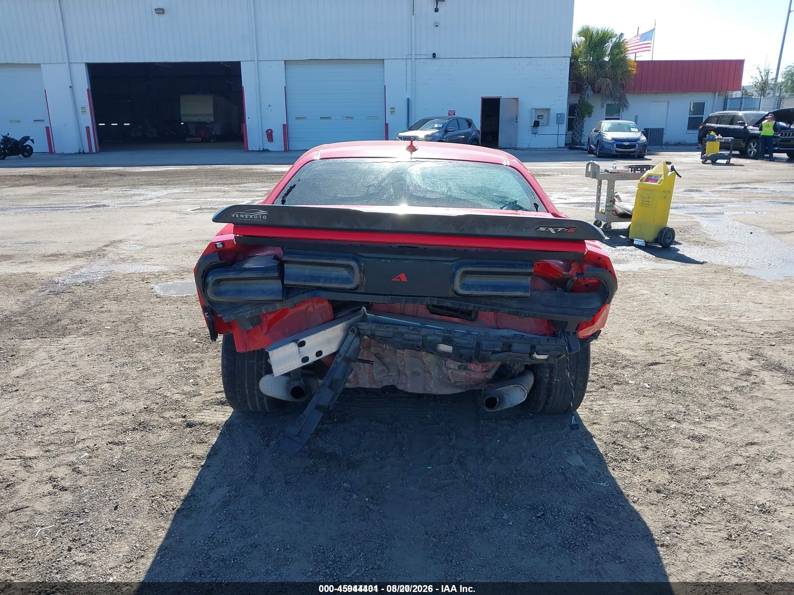 2015 Dodge Challenger Sxt Red vin: 2C3CDZAG2FH712066