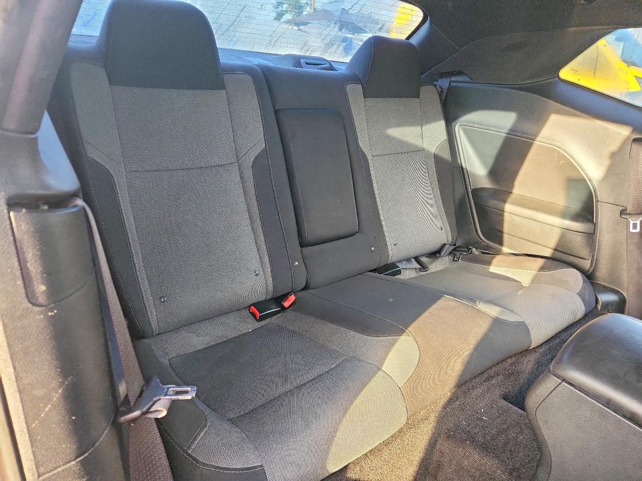 2015 Dodge Challenger Sxt Gray vin: 2C3CDZAG2FH724265