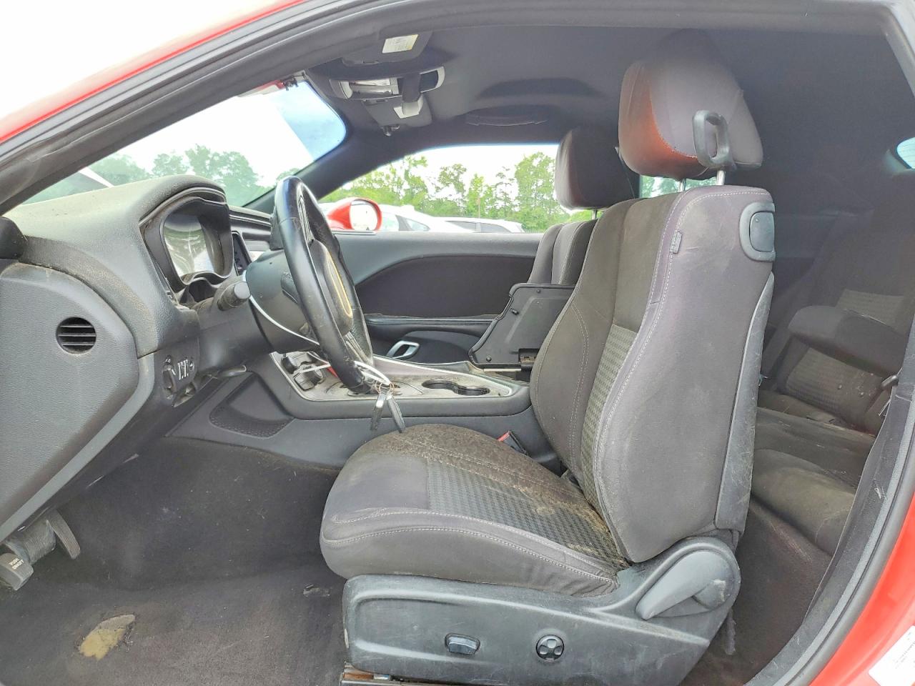 2015 Dodge Challenger Sxt Red vin: 2C3CDZAG2FH724413