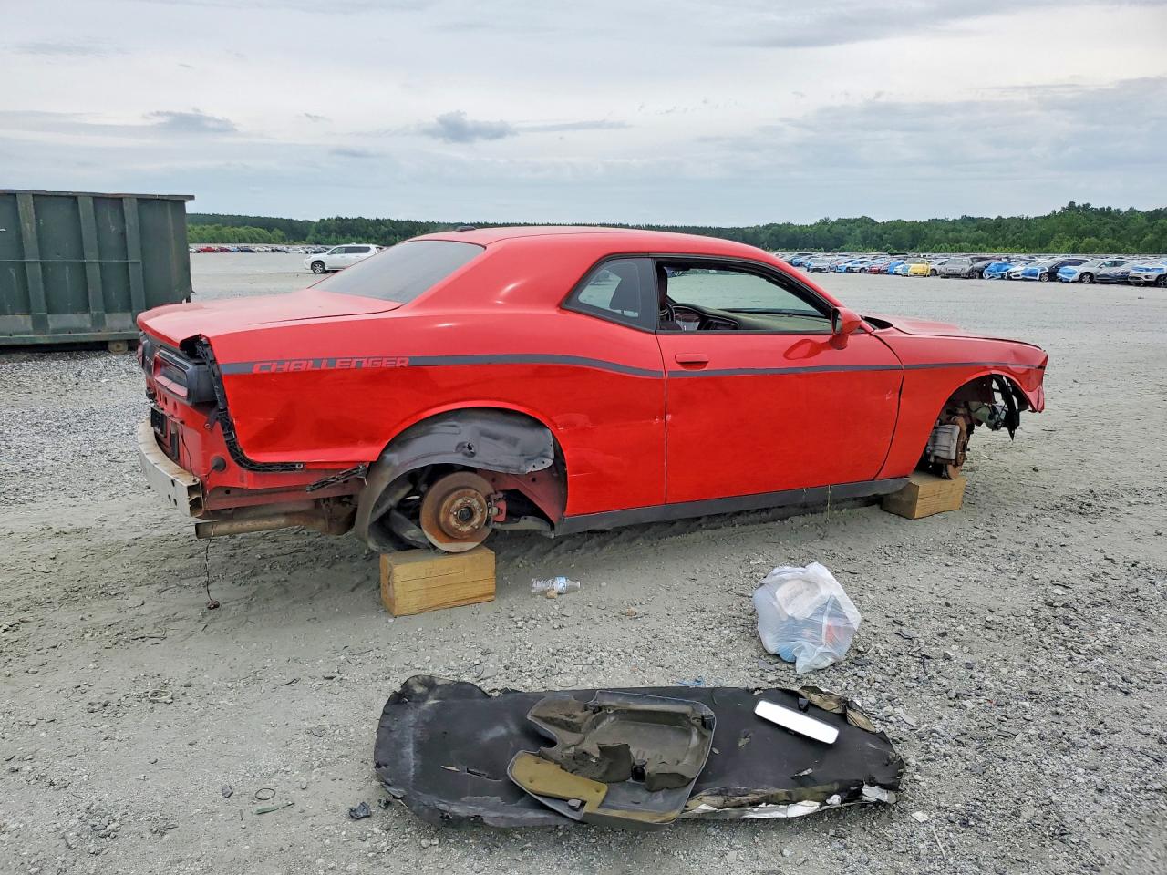 2015 Dodge Challenger Sxt Red vin: 2C3CDZAG2FH724413