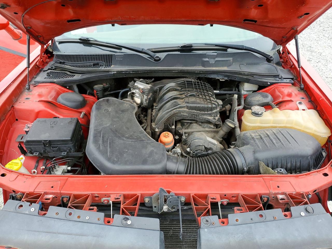 2015 Dodge Challenger Sxt Red vin: 2C3CDZAG2FH724413