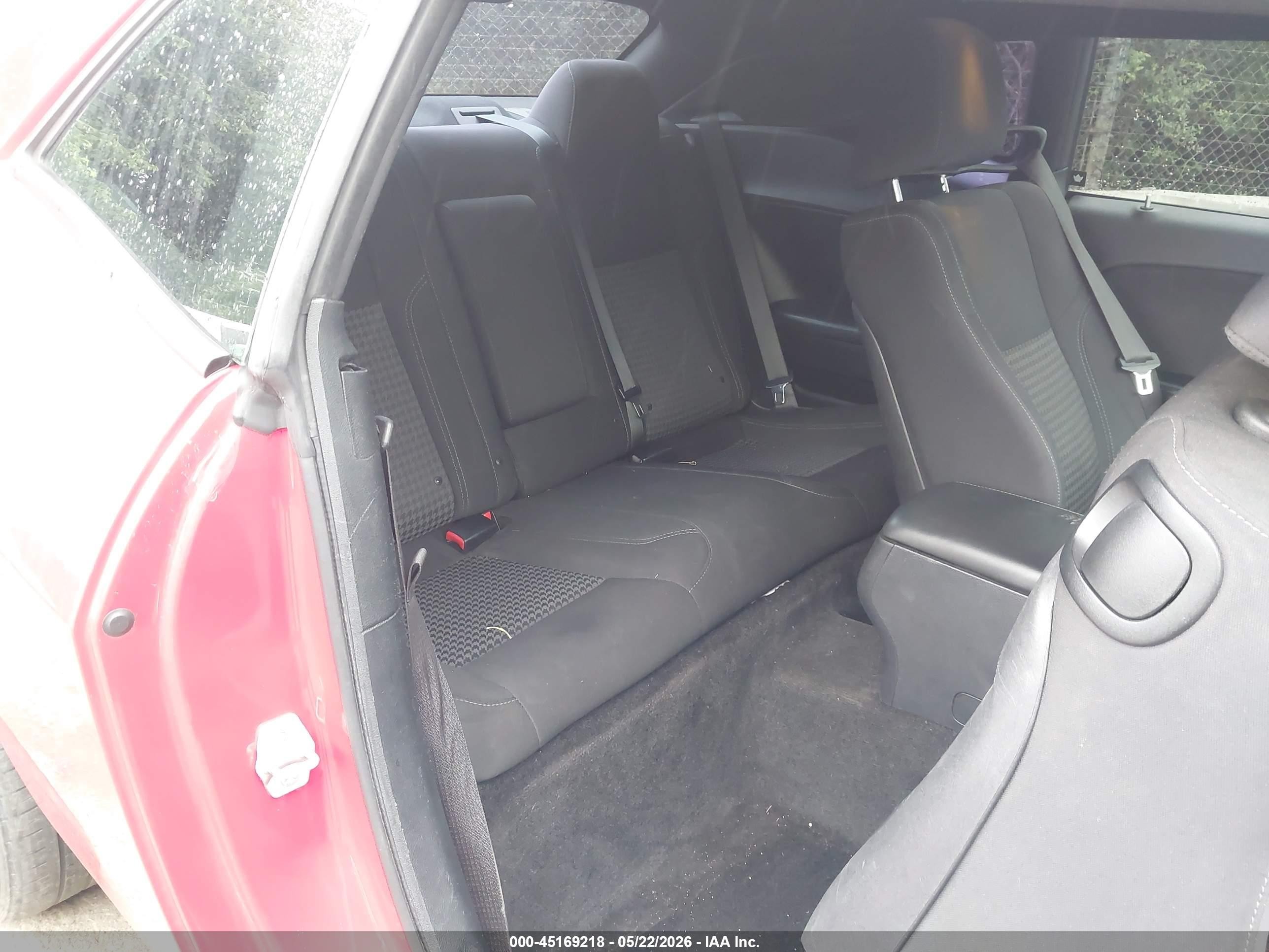 2015 Dodge Challenger Sxt Red vin: 2C3CDZAG2FH728168
