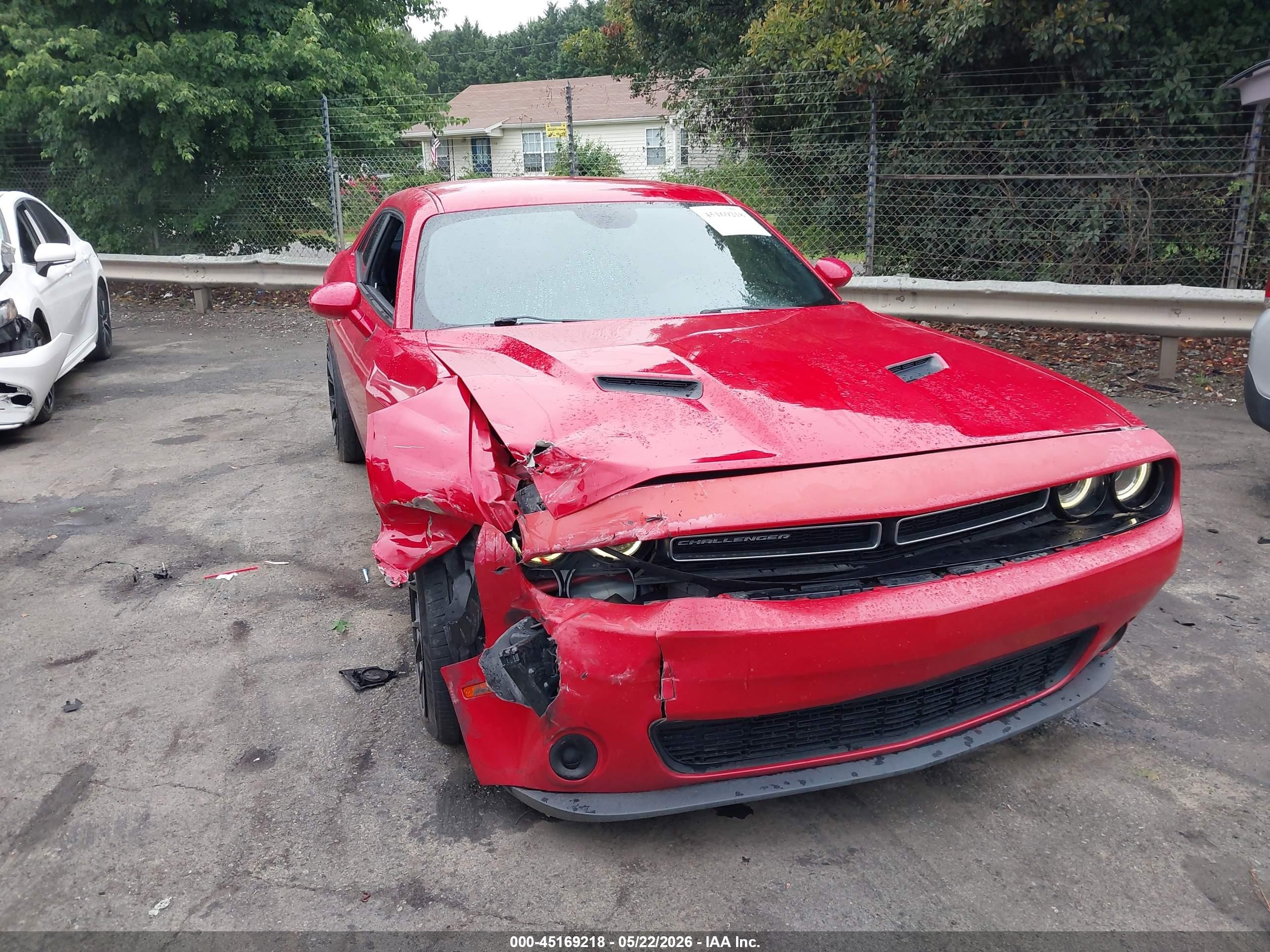 2015 Dodge Challenger Sxt Red vin: 2C3CDZAG2FH728168