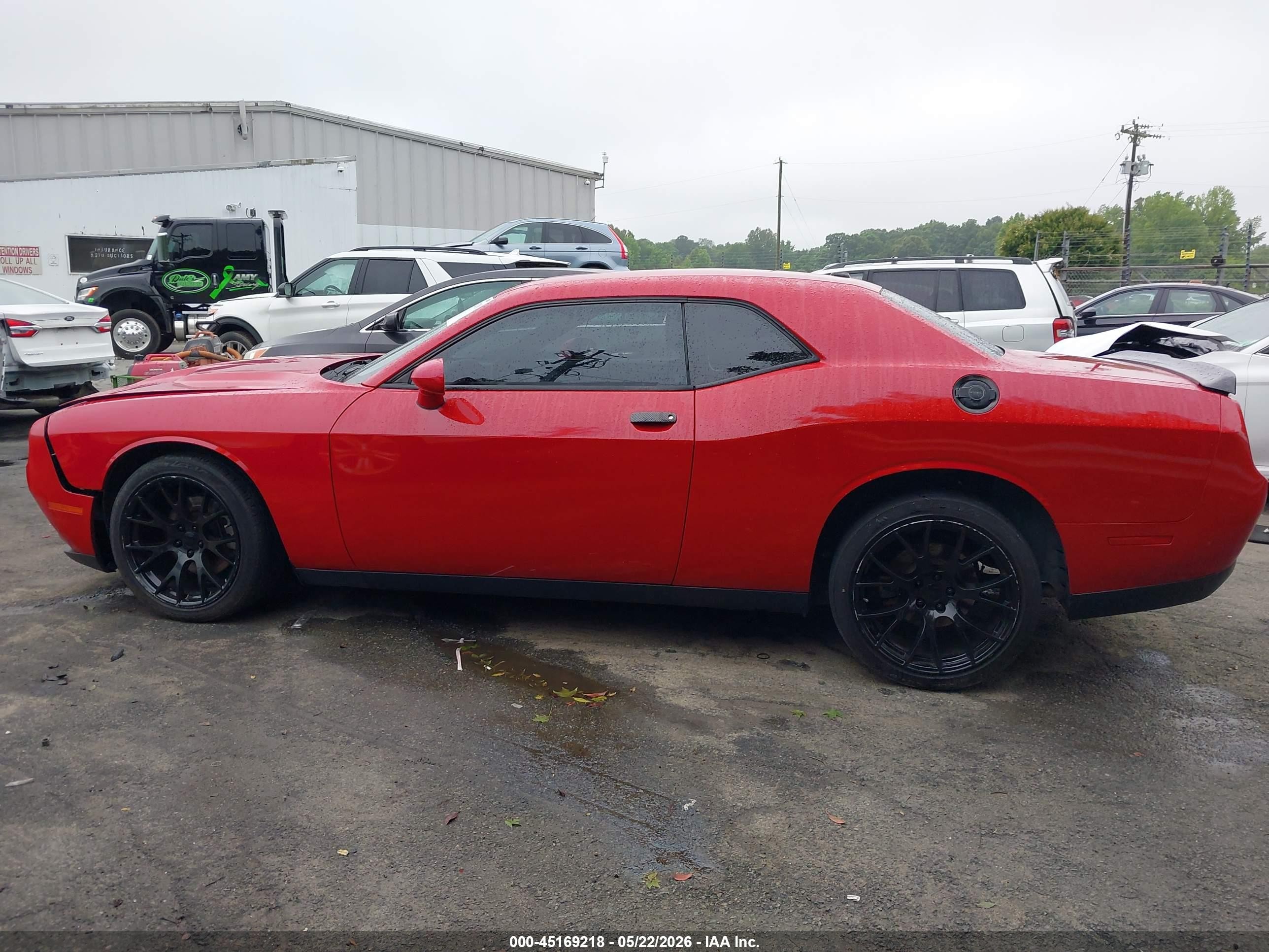 2015 Dodge Challenger Sxt Red vin: 2C3CDZAG2FH728168