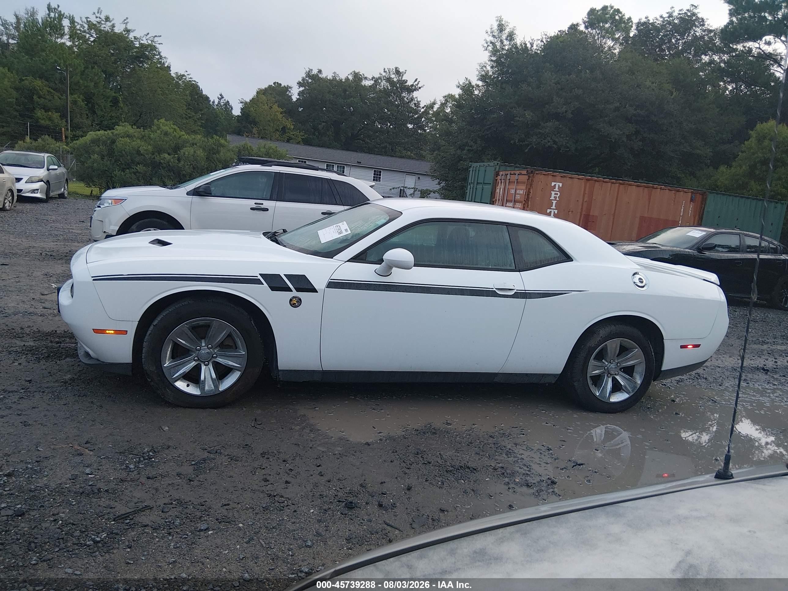 2015 Dodge Challenger Sxt White vin: 2C3CDZAG2FH793831