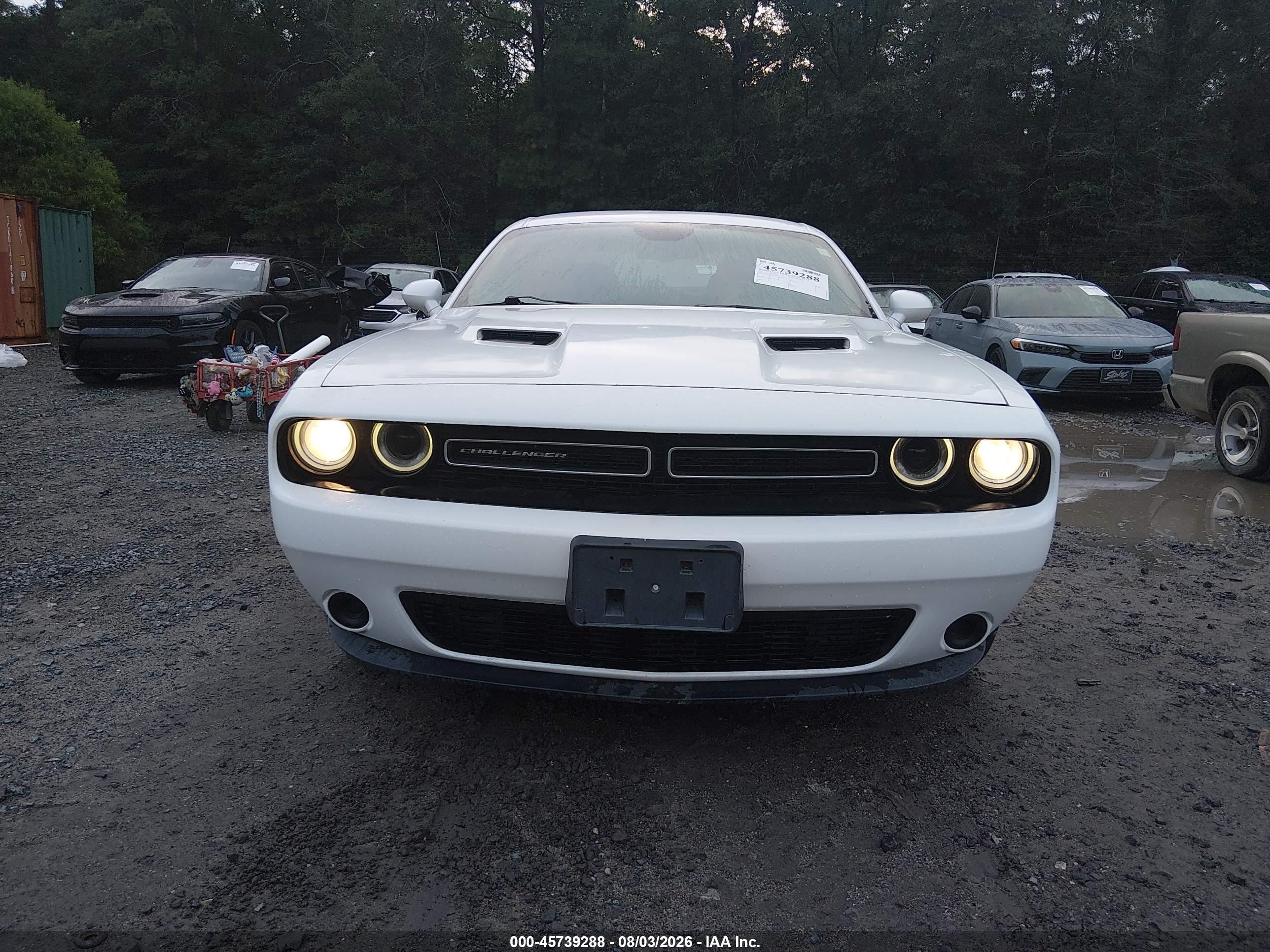 2015 Dodge Challenger Sxt White vin: 2C3CDZAG2FH793831