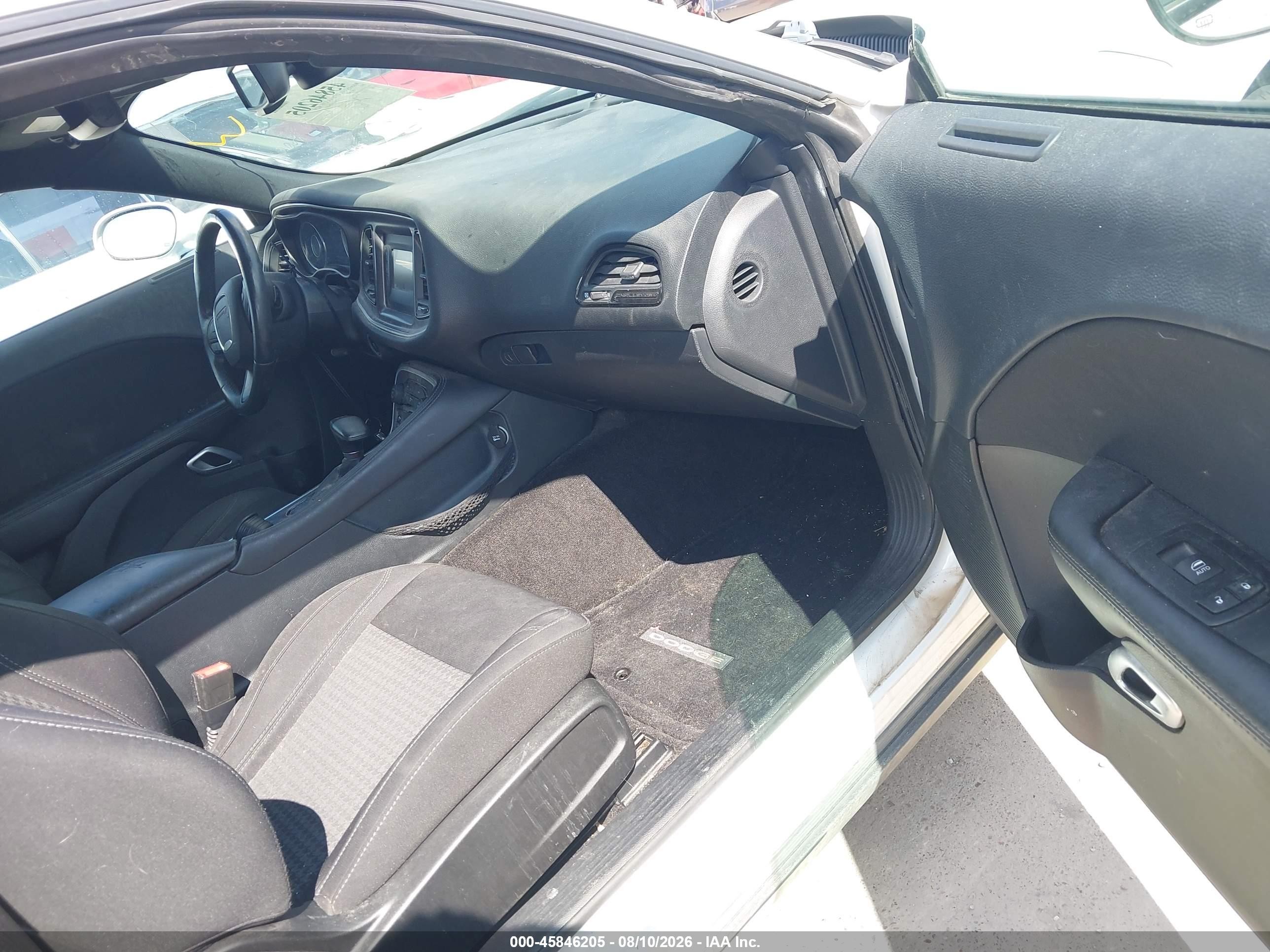 2015 Dodge Challenger Sxt White vin: 2C3CDZAG2FH839156