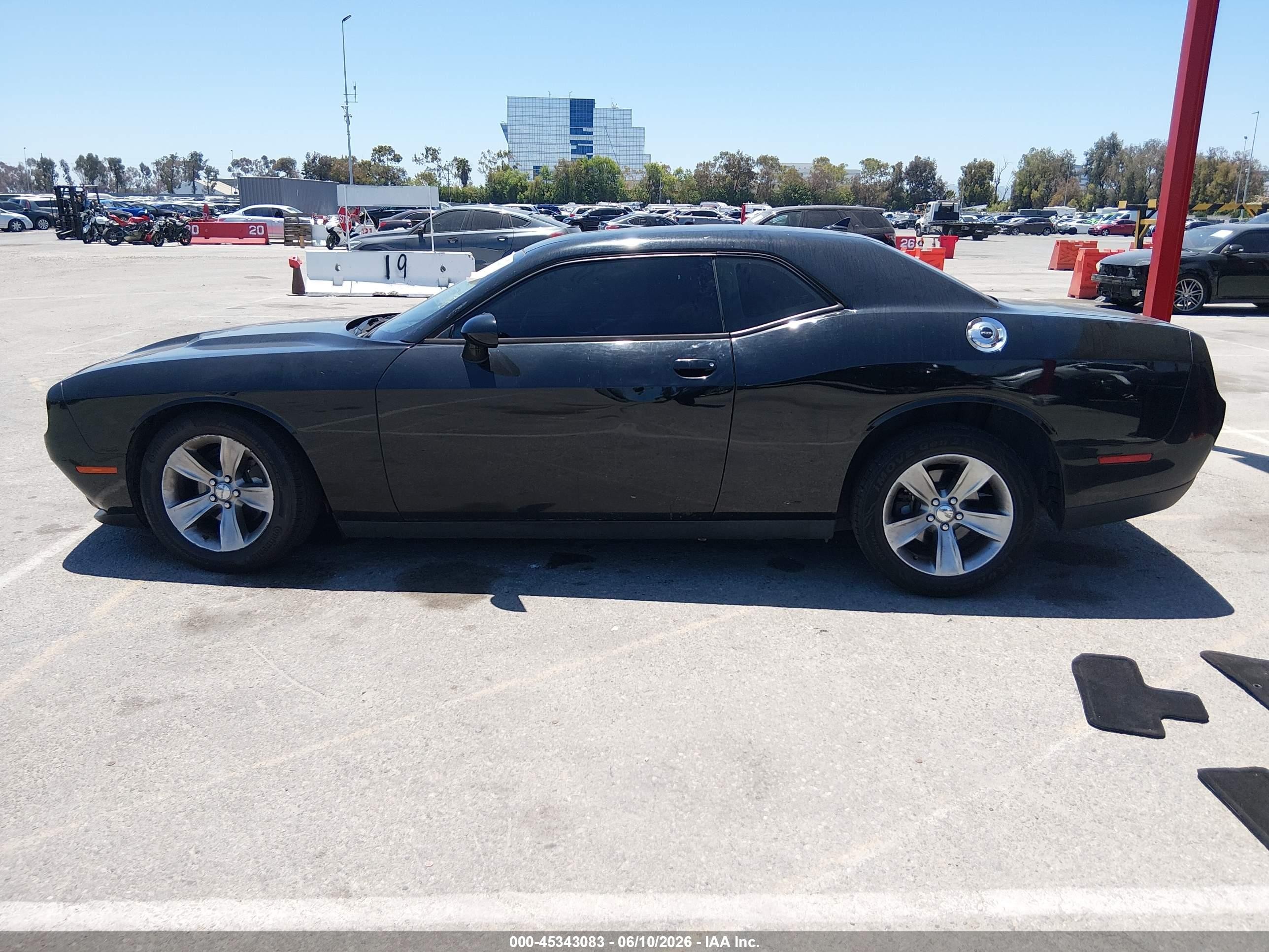 2015 Dodge Challenger Sxt Black vin: 2C3CDZAG2FH910694