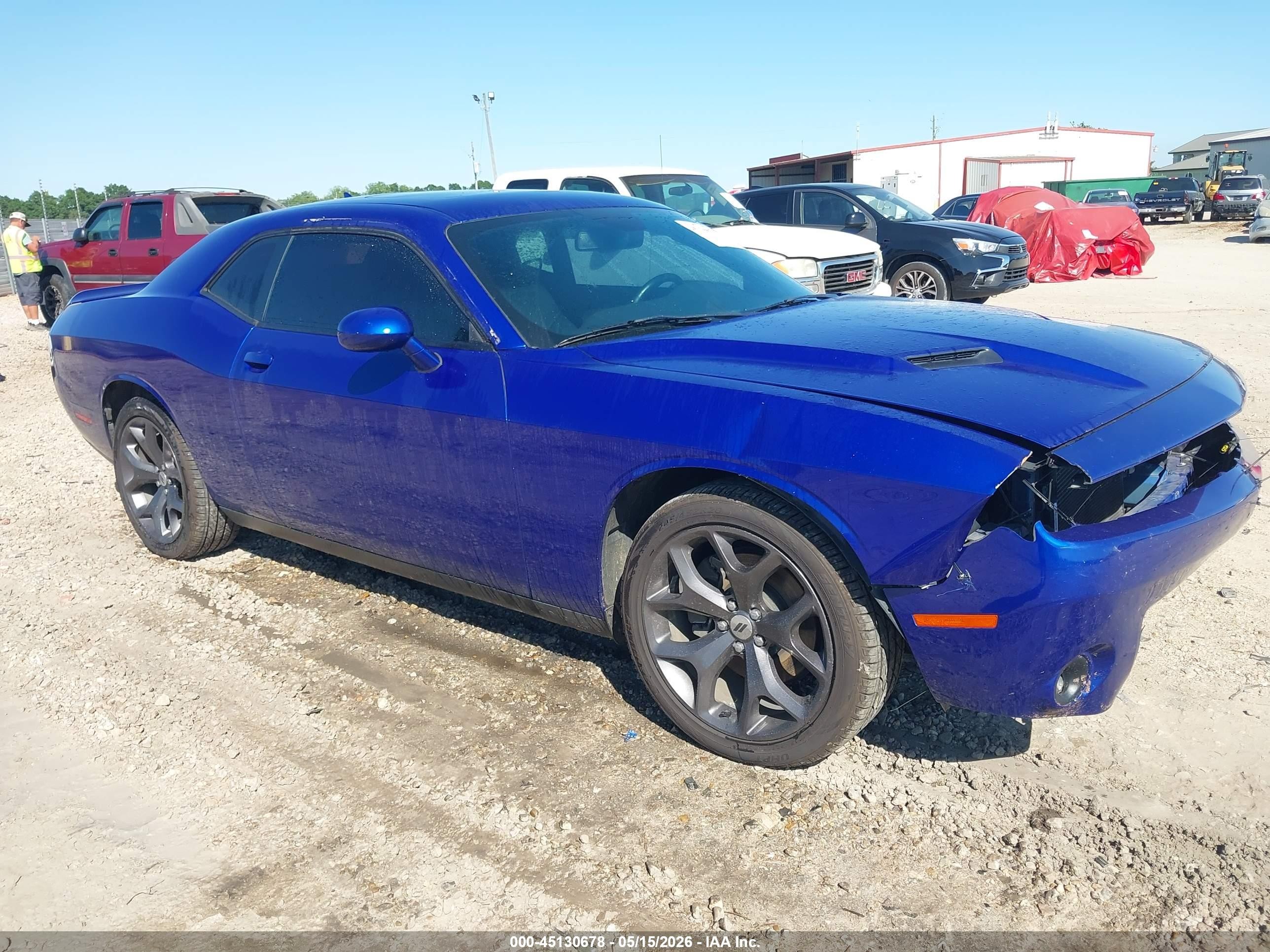 2C3CDZAG2JH220016