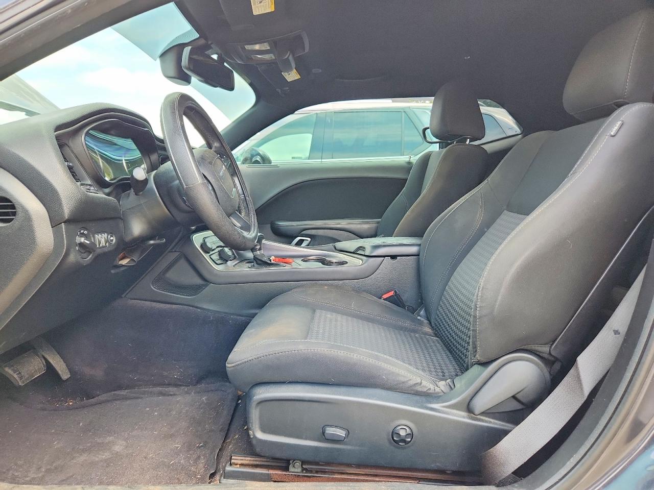 2018 Dodge Challenger Sxt Gray vin: 2C3CDZAG2JH321542