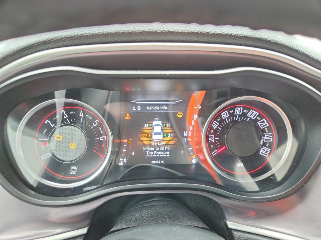 2019 Dodge Challenger Sxt Серебряный vin: 2C3CDZAG2KH679564