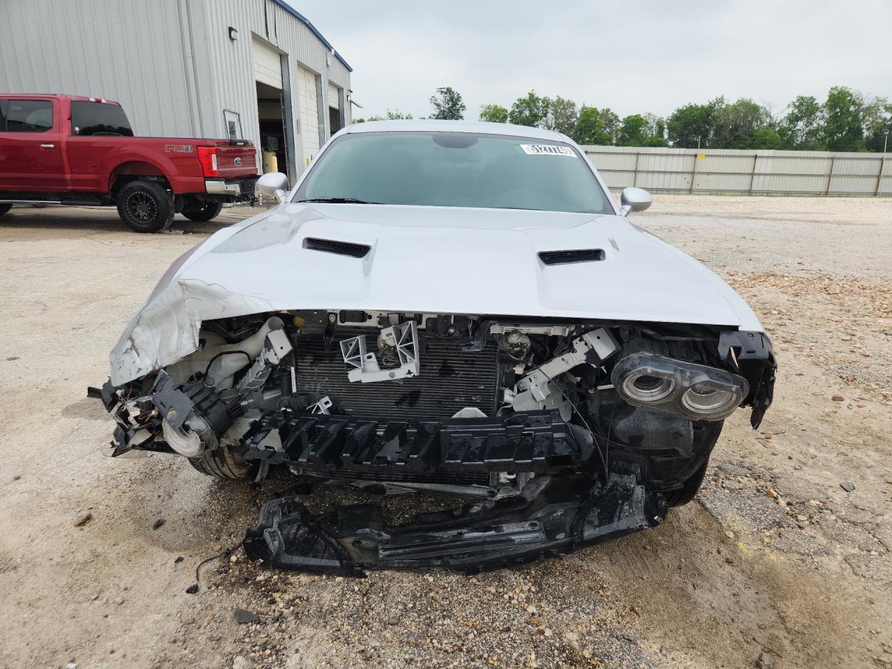 2019 Dodge Challenger Sxt Серебряный vin: 2C3CDZAG2KH679564 Damage: Front Bumper Reinforcement, Broken, Replacement Required