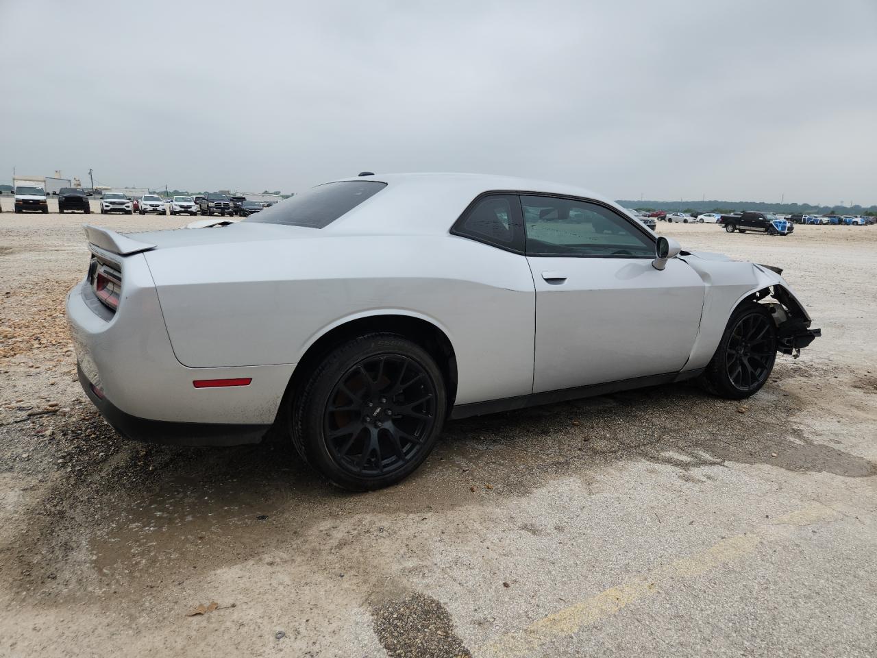 2019 Dodge Challenger Sxt Серебряный vin: 2C3CDZAG2KH679564 Damage: Right Qtr Panel, Heavy Scratch, 3 To 4 Inches