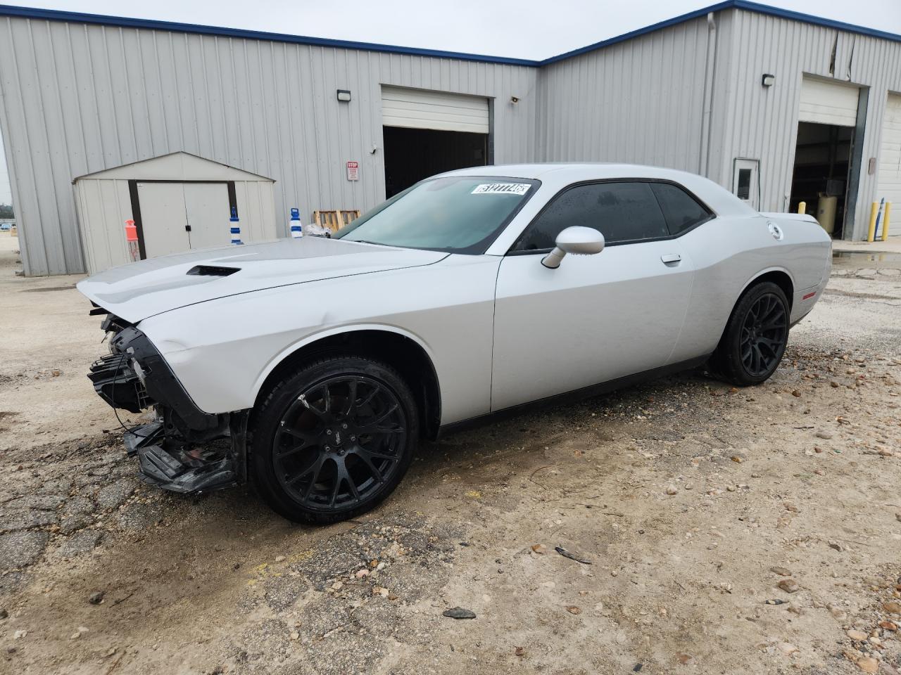 2019 Dodge Challenger Sxt Серебряный vin: 2C3CDZAG2KH679564 Damage: Left Front Fender, Multiple Dents/Paint Damage, 2